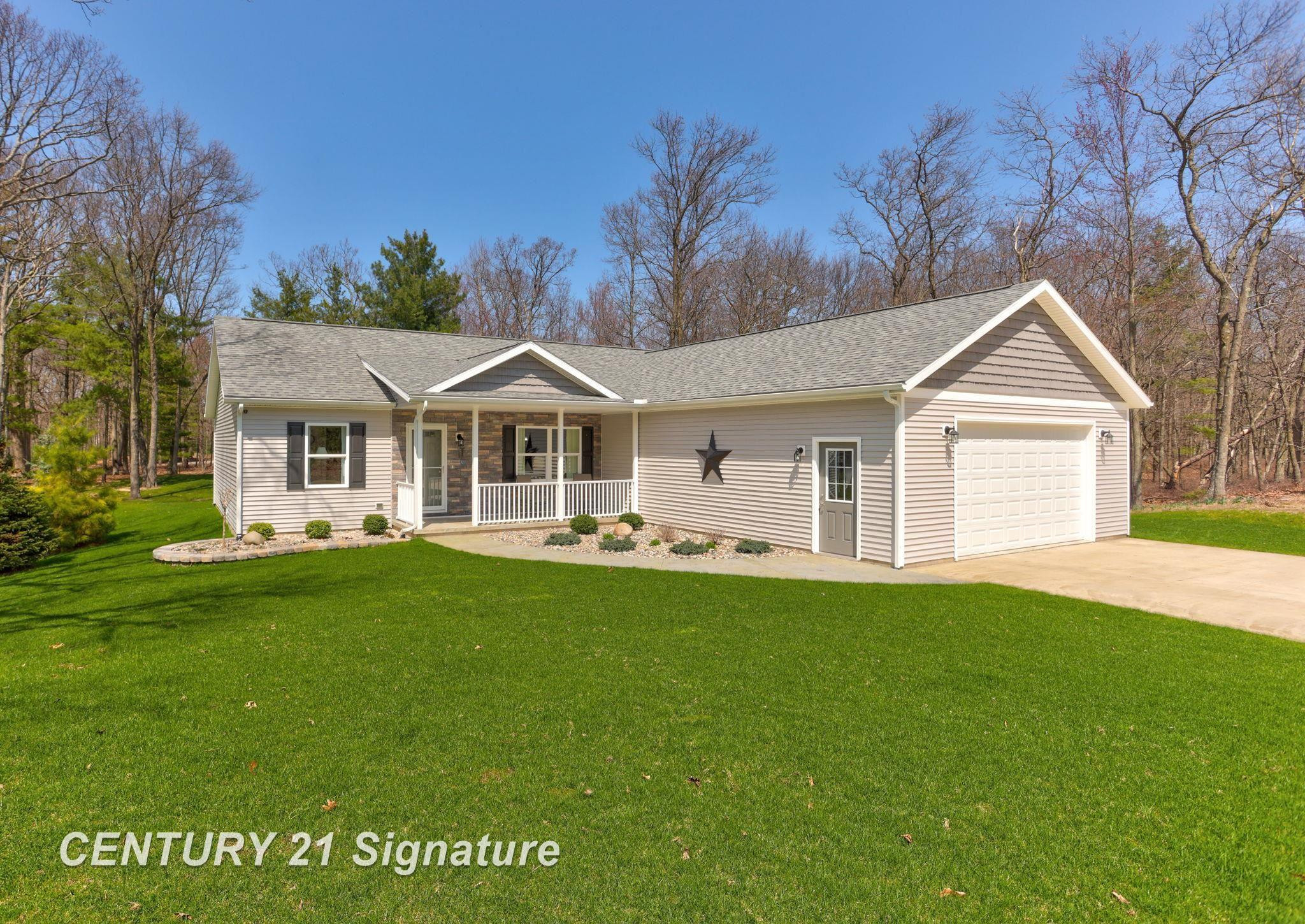 5728 Tipperary Drive, Caseville, MI 48725