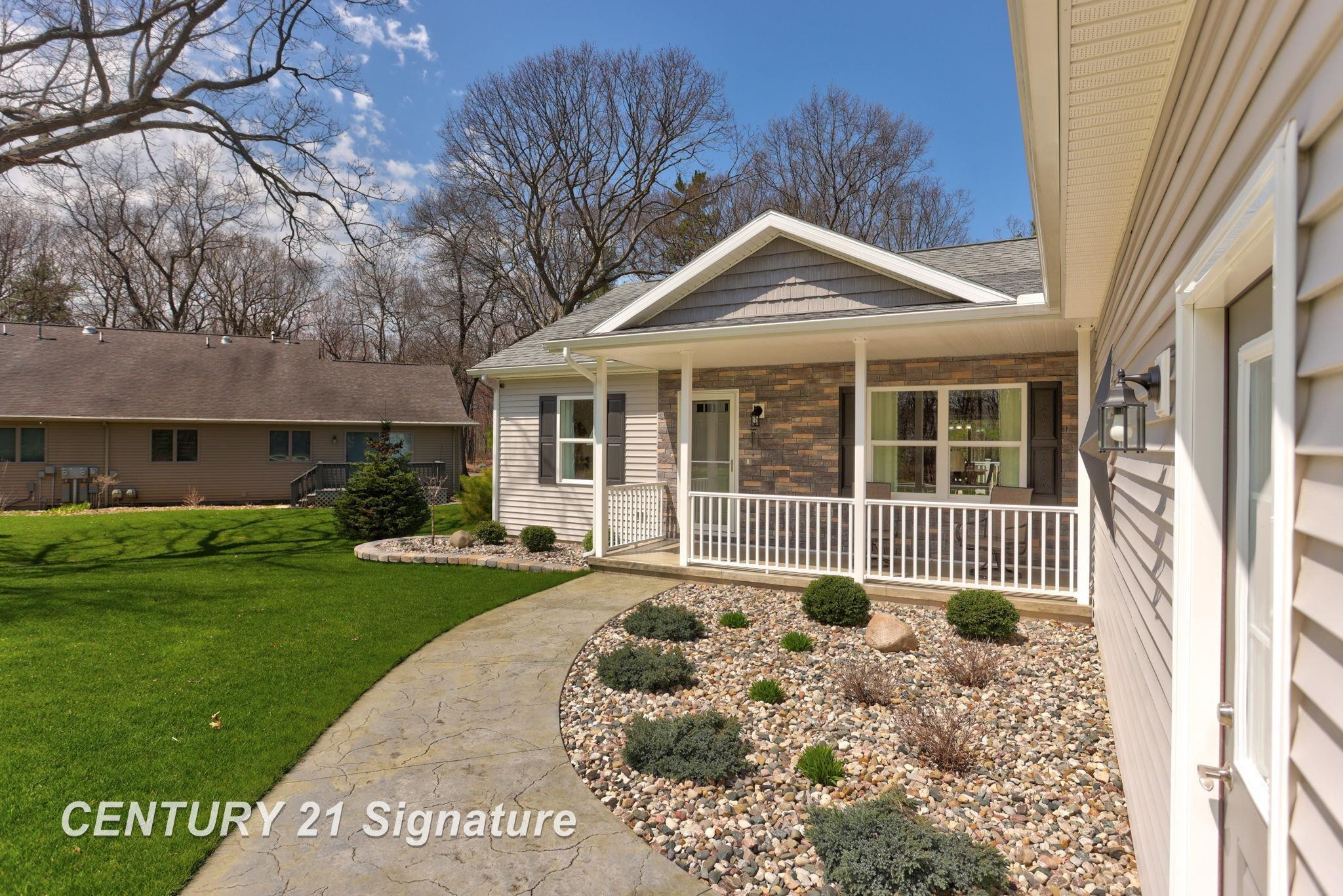 5728 Tipperary Drive, Caseville, MI 48725 — Photo 8