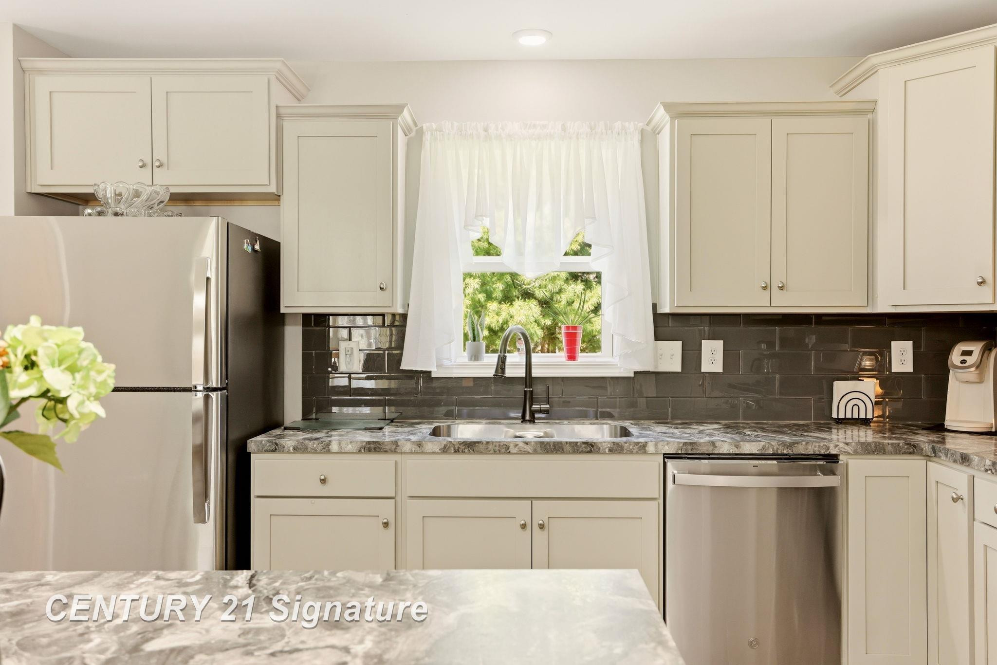 5728 Tipperary Drive, Caseville, MI 48725 — Photo 18