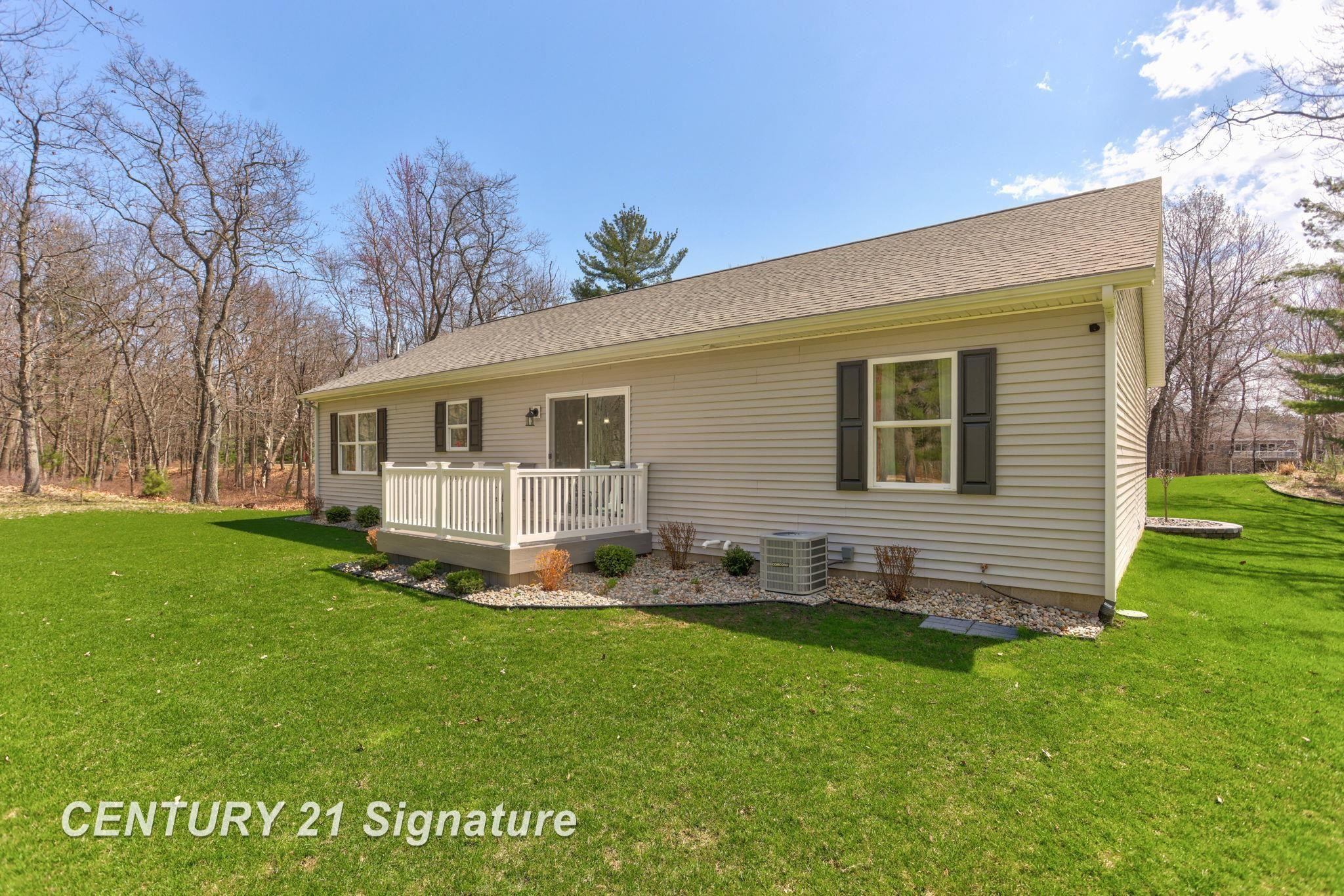 5728 Tipperary Drive, Caseville, MI 48725 — Photo 43