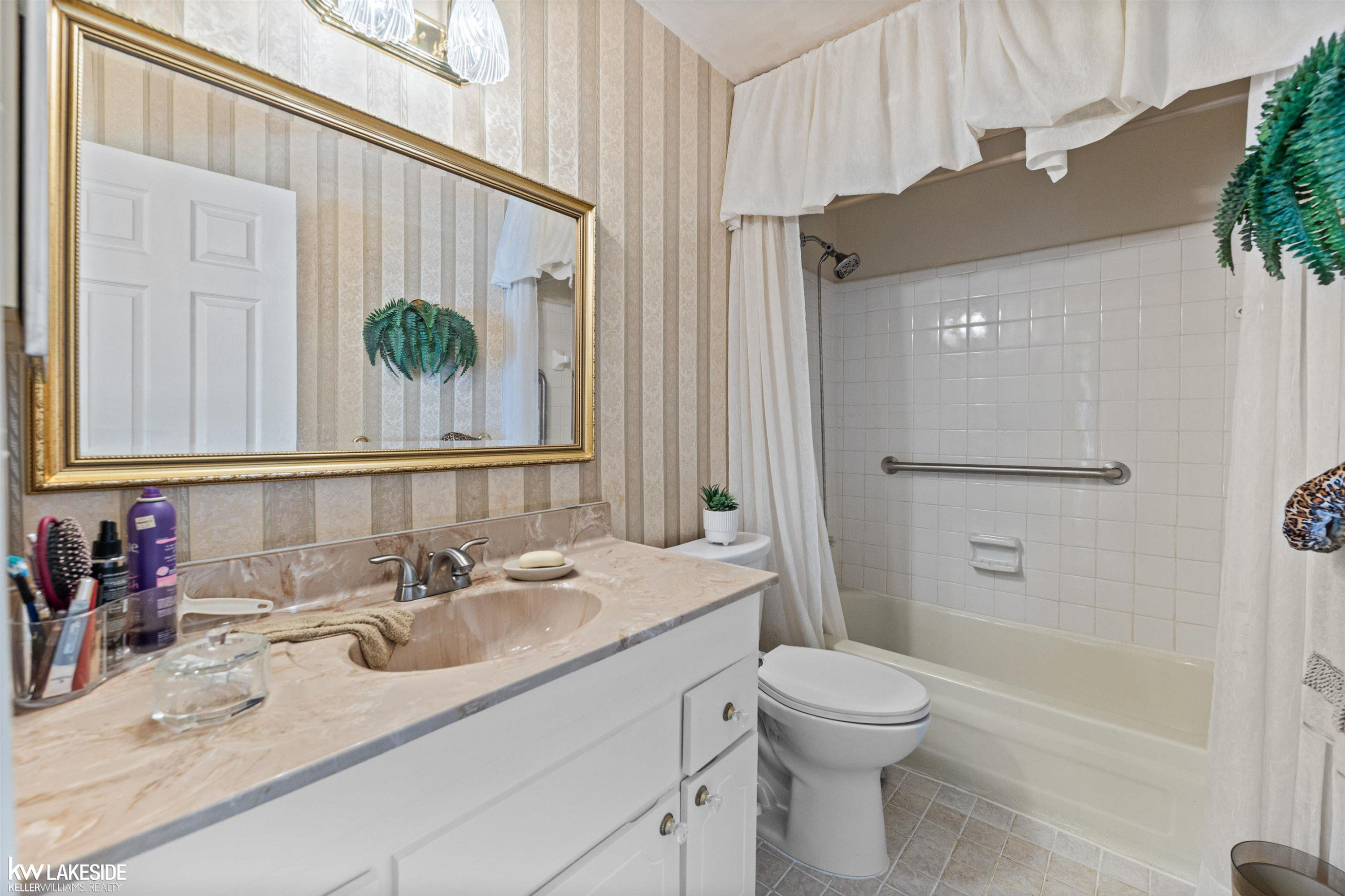 23610 Marlborough Drive, Clinton Twp, MI 48036 — Photo 17