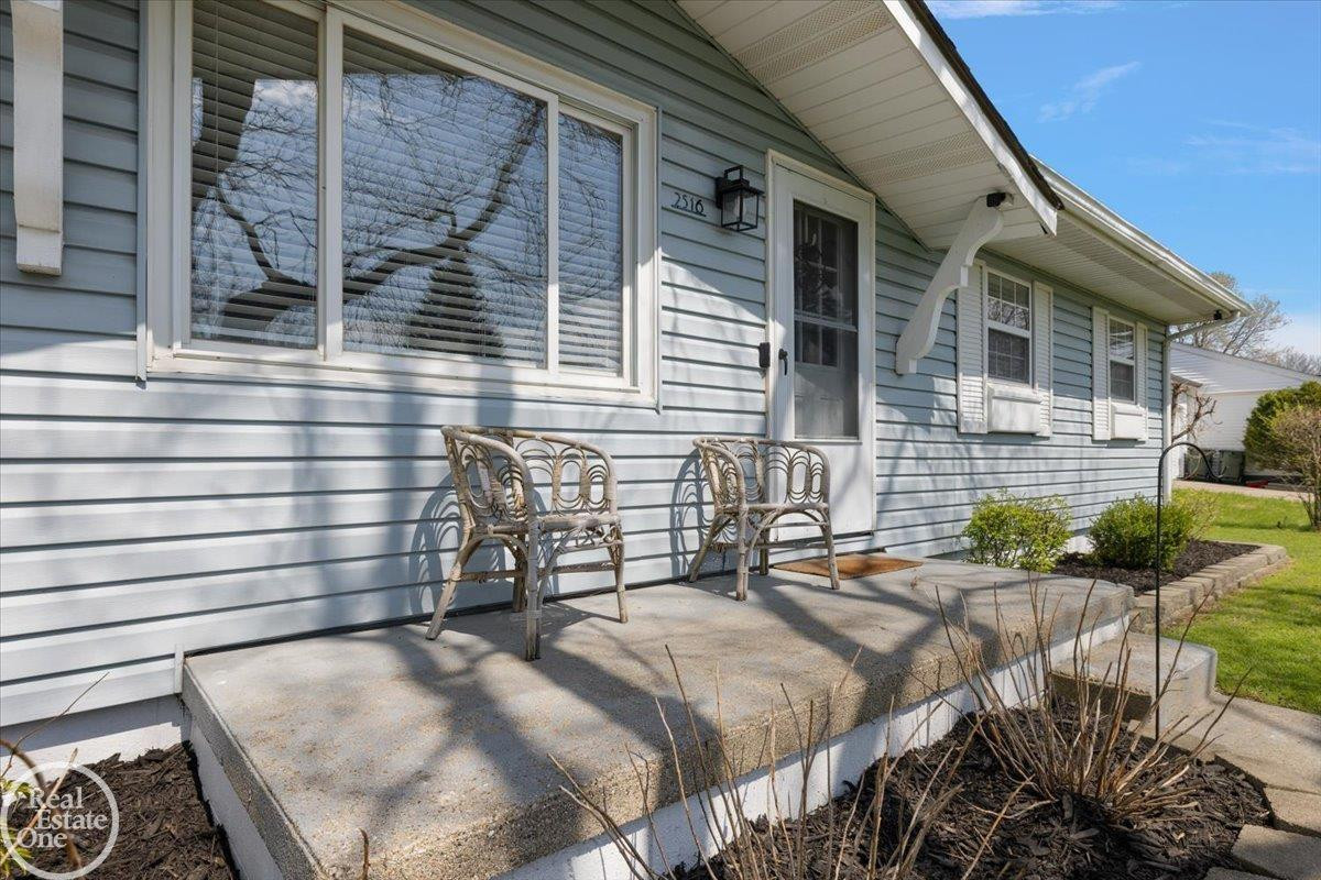 2516 Peters Street, Lake Orion, MI — Photo 5