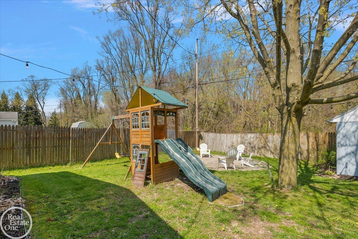 2516 Peters Street, Lake Orion, MI — Photo 9
