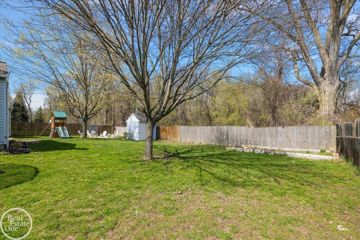 2516 Peters Street, Lake Orion, MI — Photo 14
