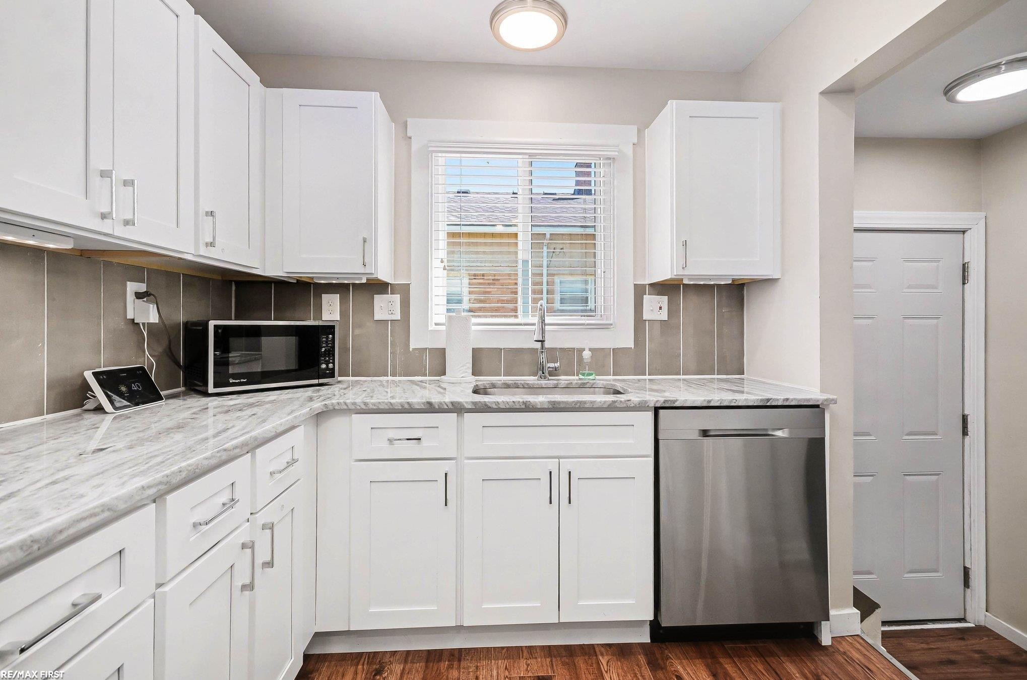 21910 Stephens Road, Saint Clair Shores, MI 48080 — Photo 11