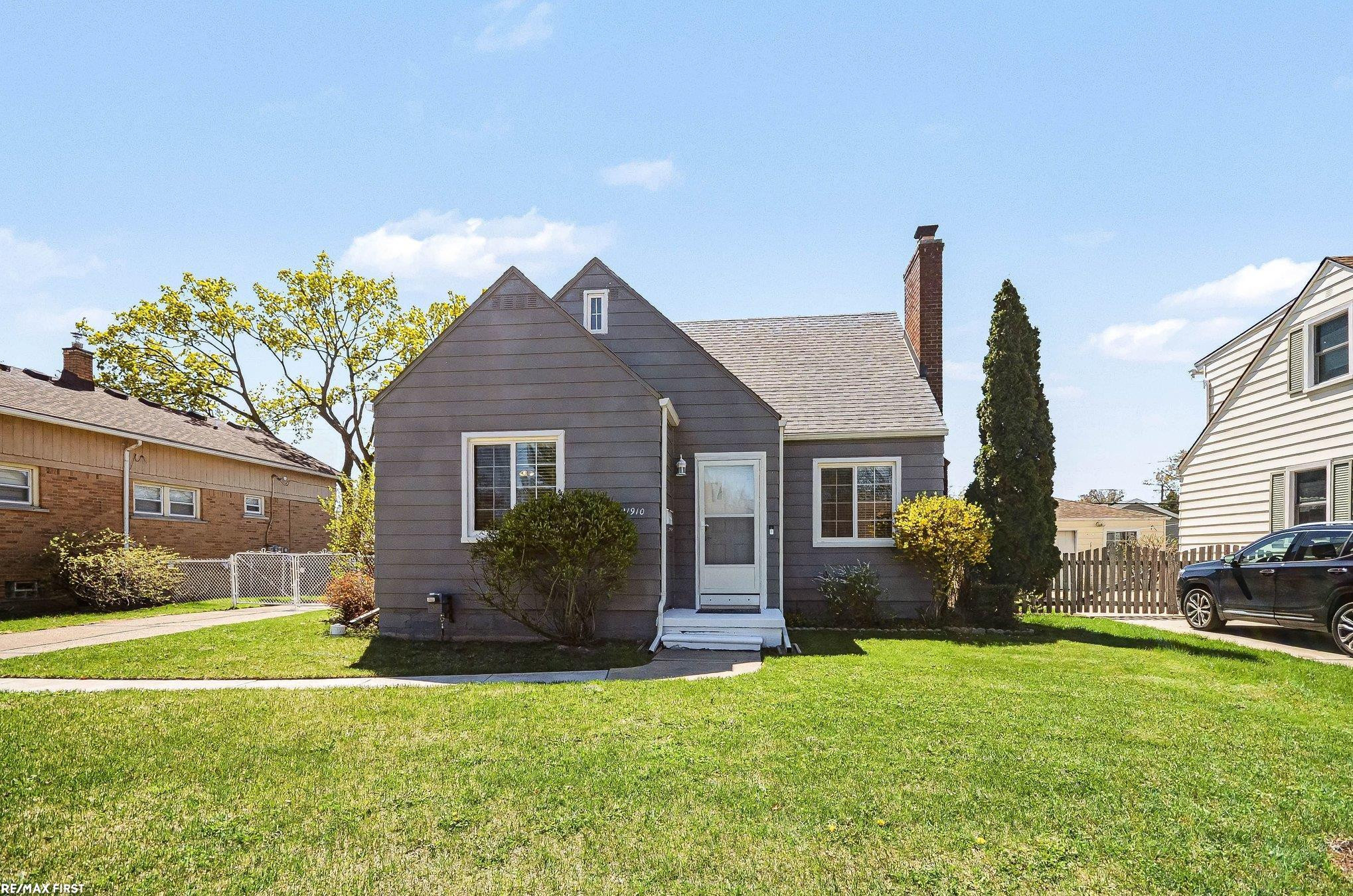 21910 Stephens Road, Saint Clair Shores, MI 48080 — Photo 26