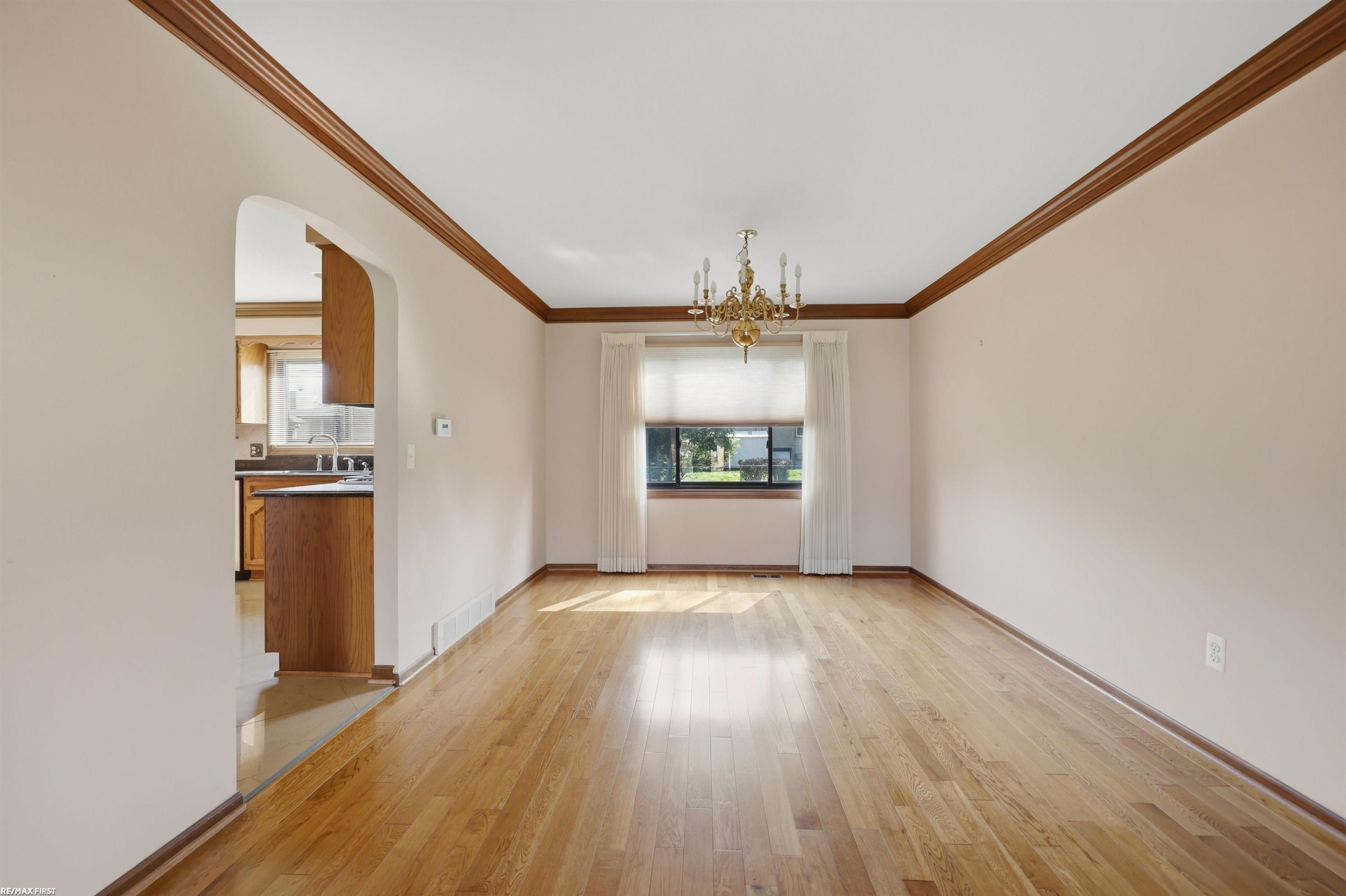 38300 Santa Barbara Street, Clinton, MI 48036 — Photo 9