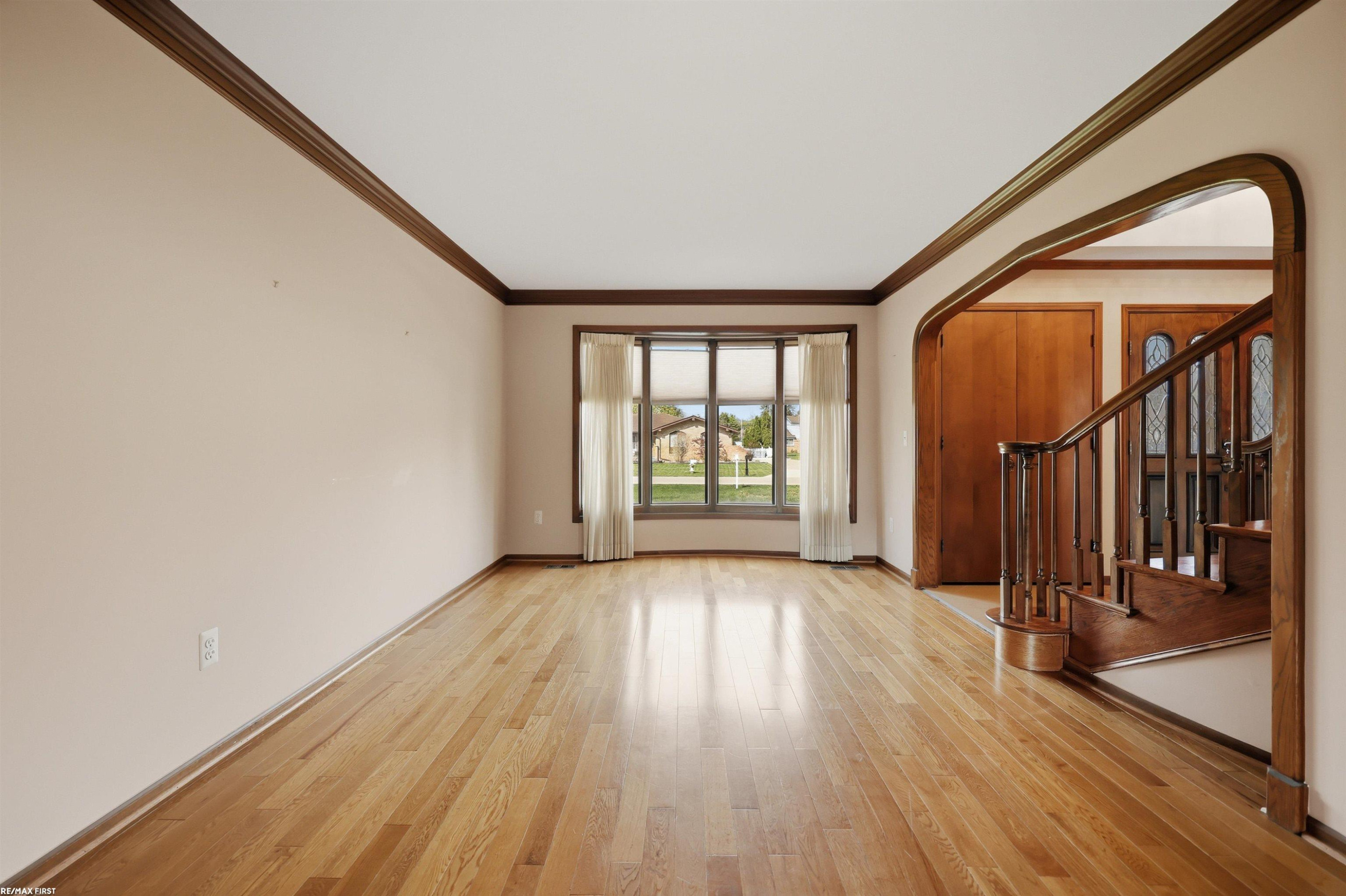 38300 Santa Barbara Street, Clinton, MI 48036 — Photo 10