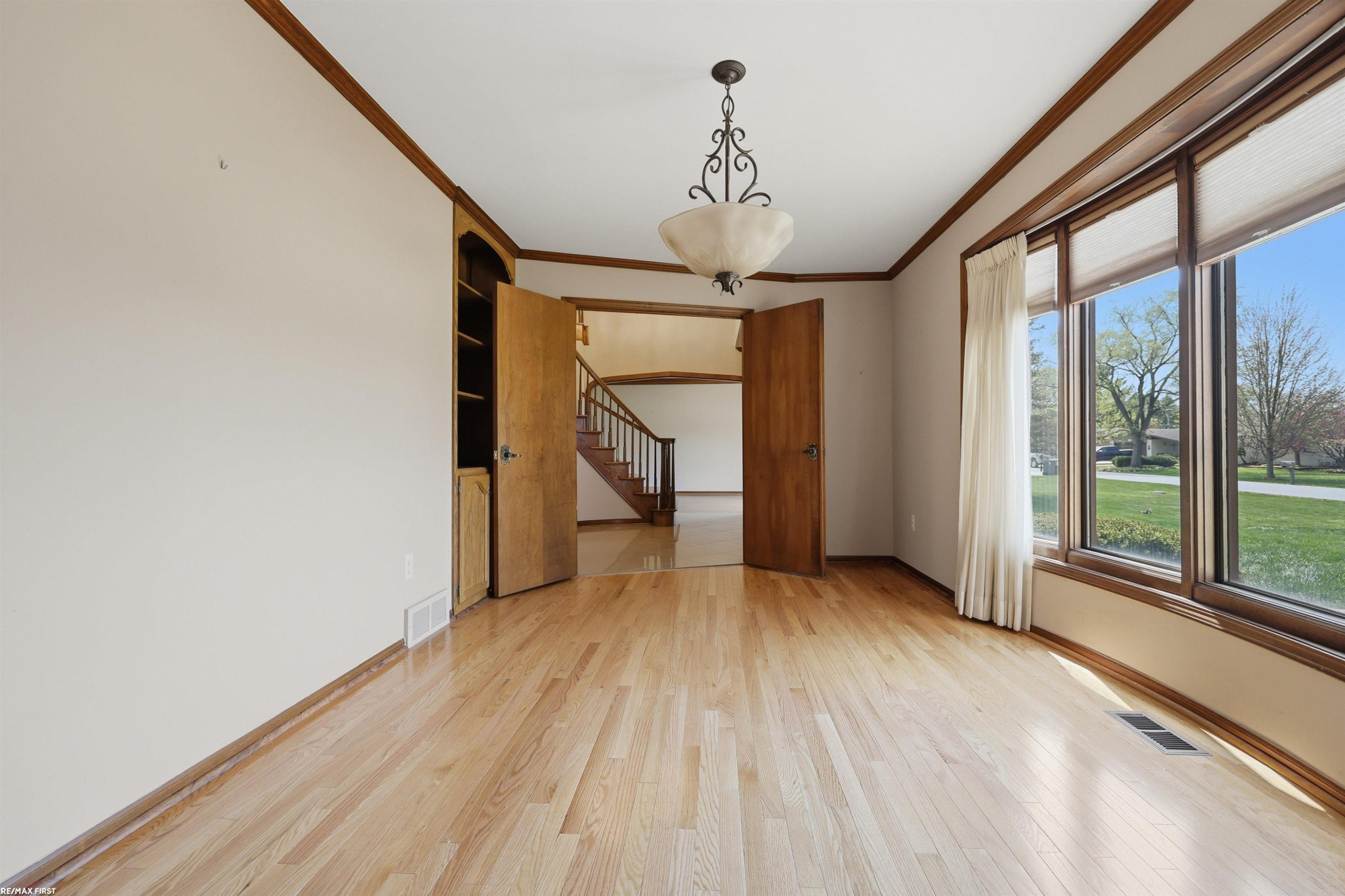 38300 Santa Barbara Street, Clinton, MI 48036 — Photo 26
