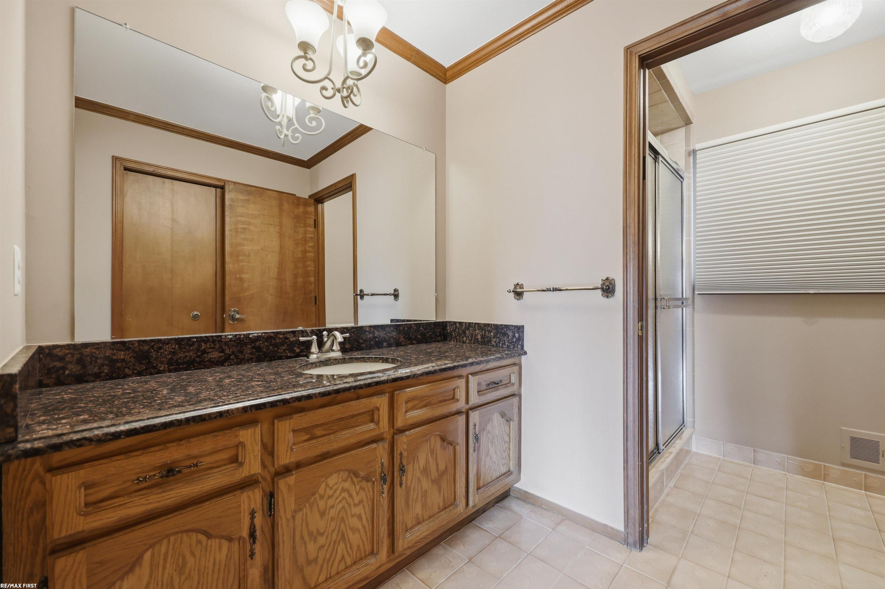 38300 Santa Barbara Street, Clinton, MI 48036 — Photo 30