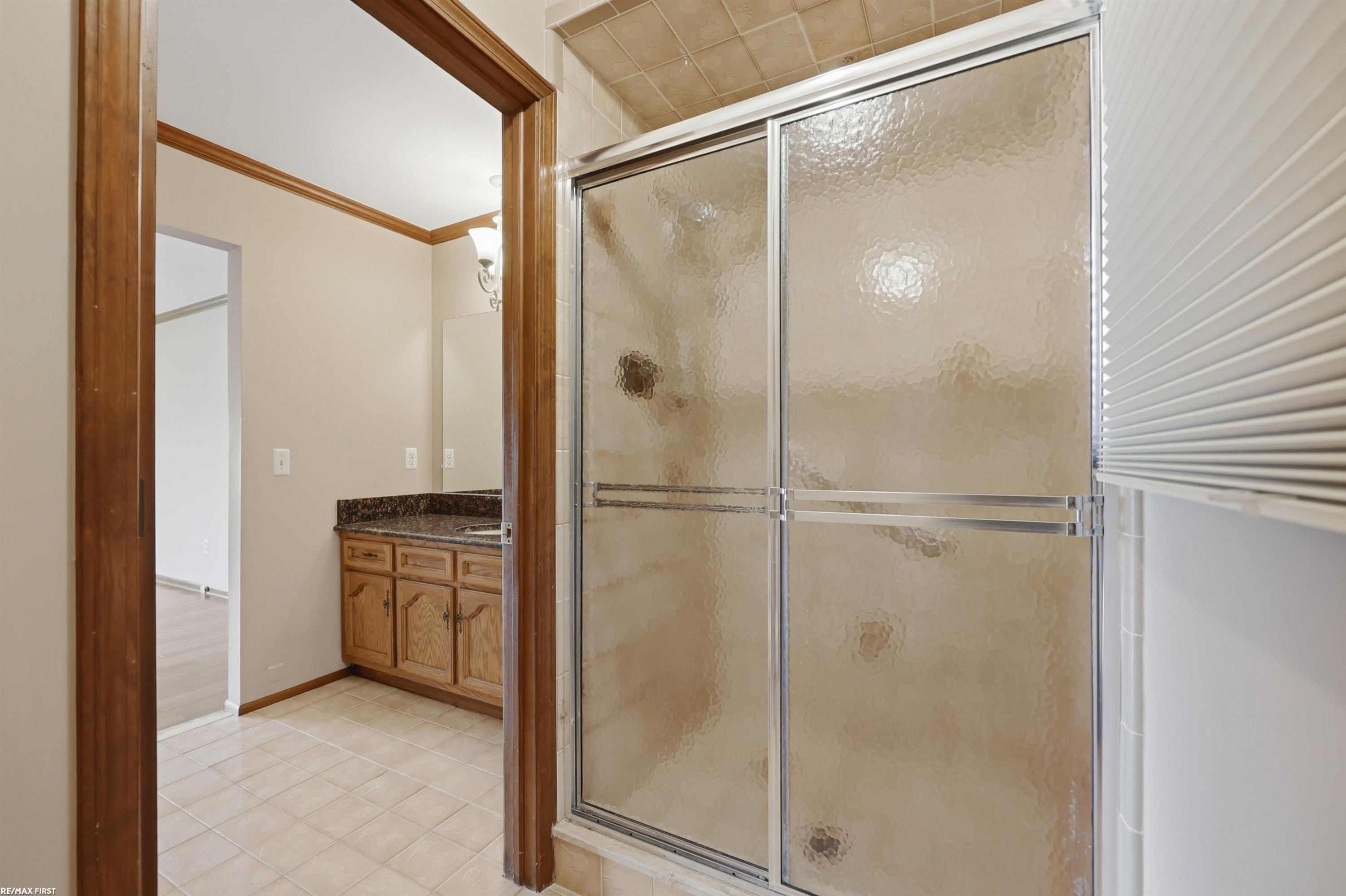 38300 Santa Barbara Street, Clinton, MI 48036 — Photo 31