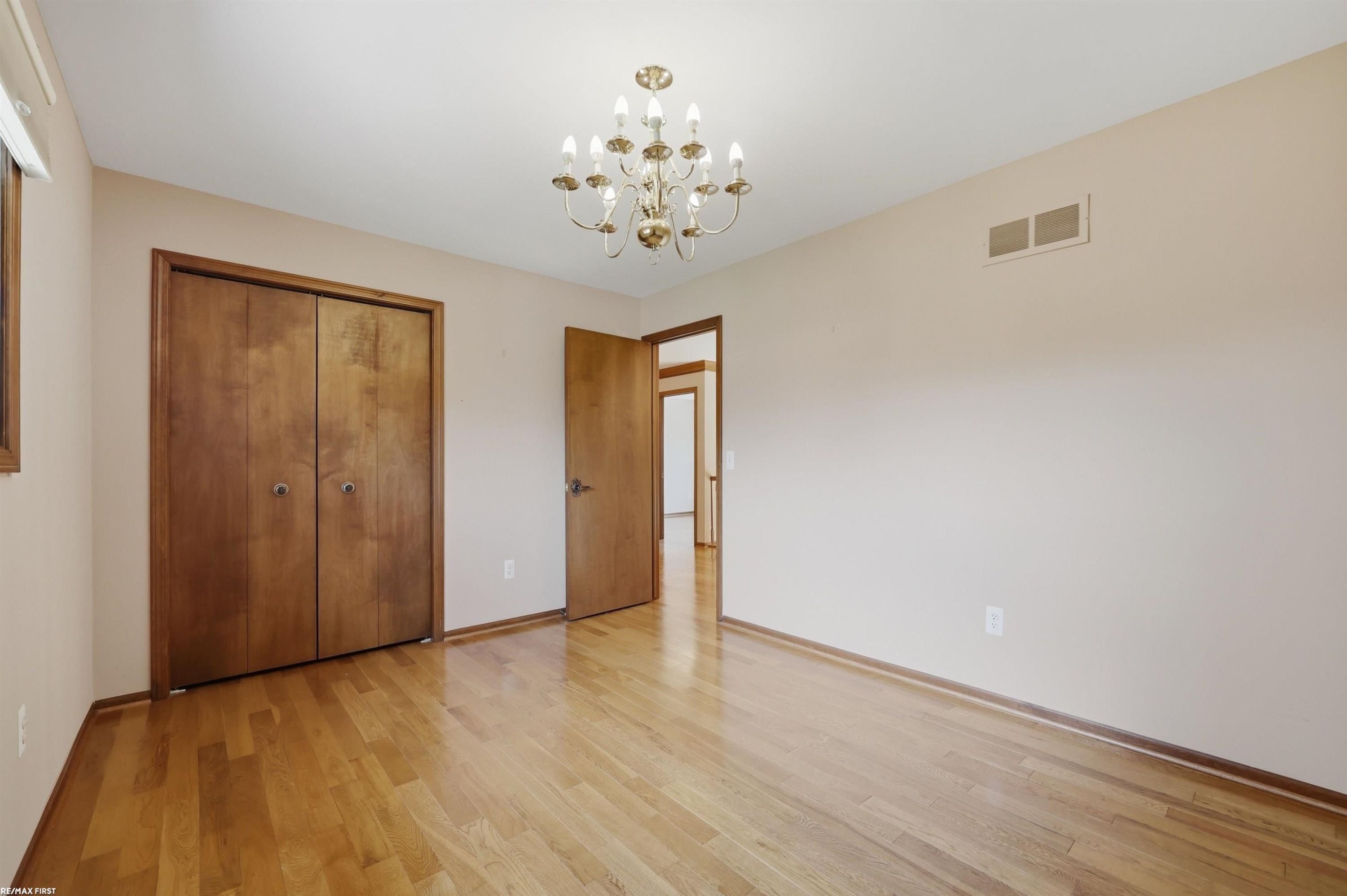 38300 Santa Barbara Street, Clinton, MI 48036 — Photo 33