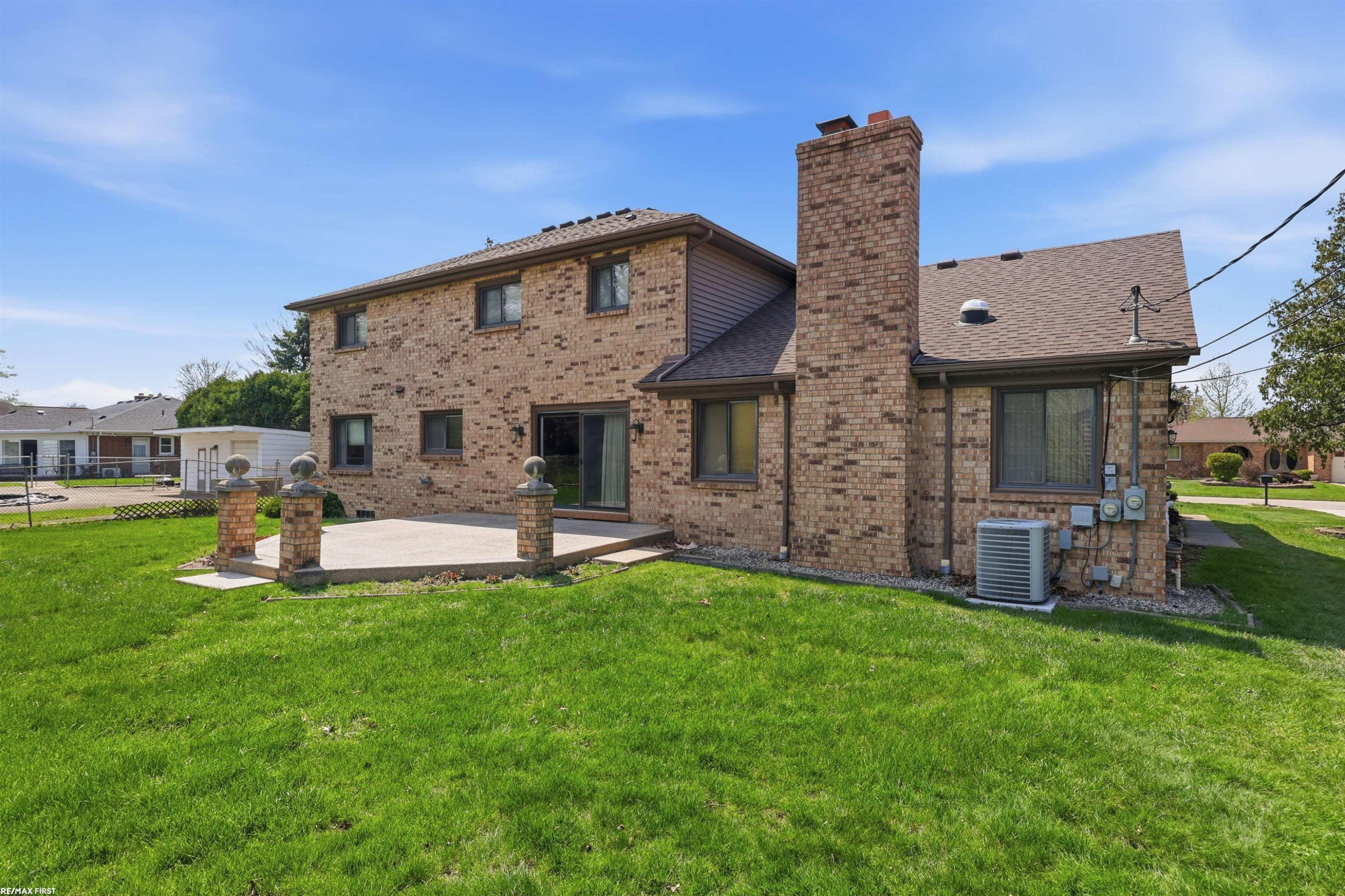 38300 Santa Barbara Street, Clinton, MI 48036 — Photo 45