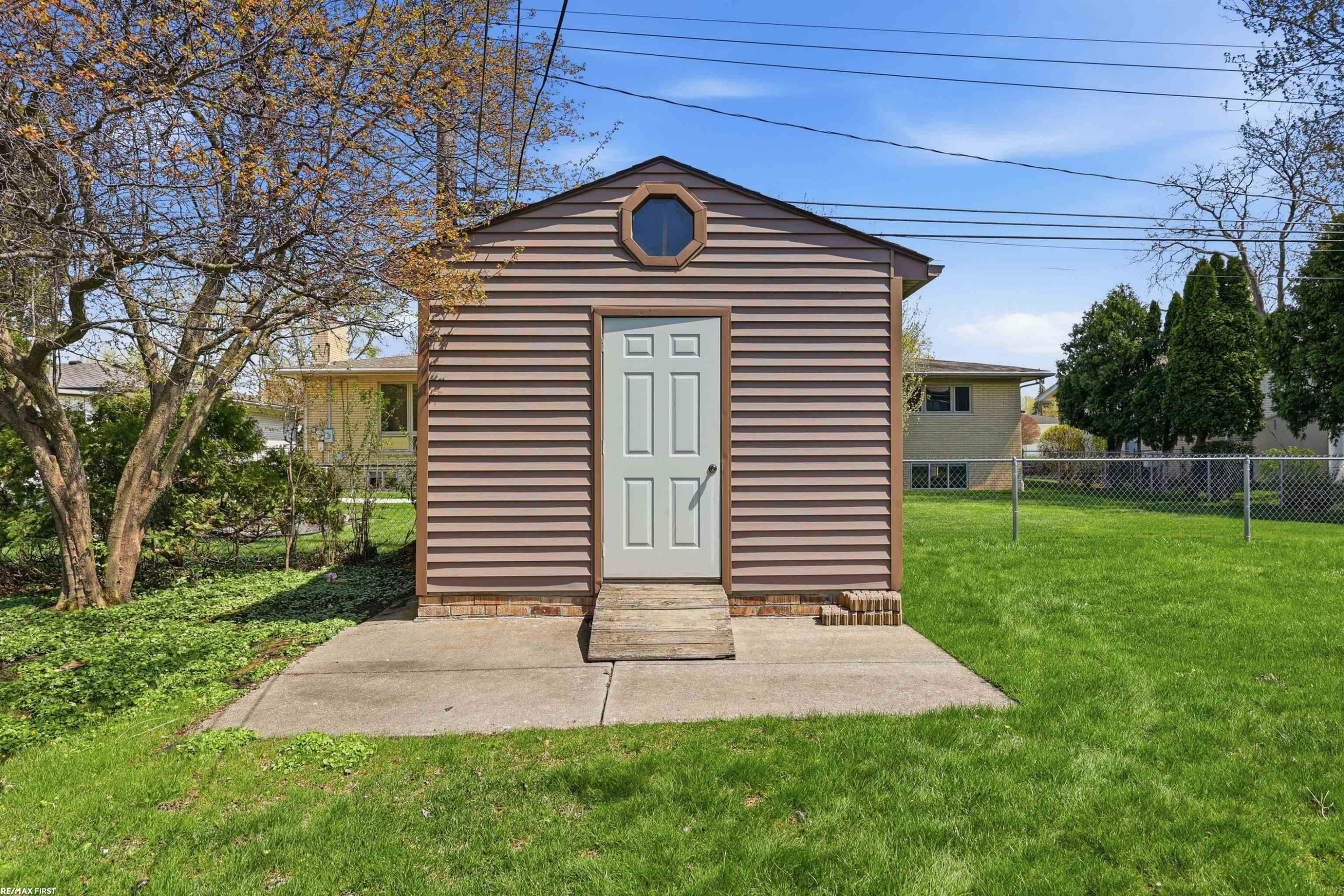 38300 Santa Barbara Street, Clinton, MI 48036 — Photo 47