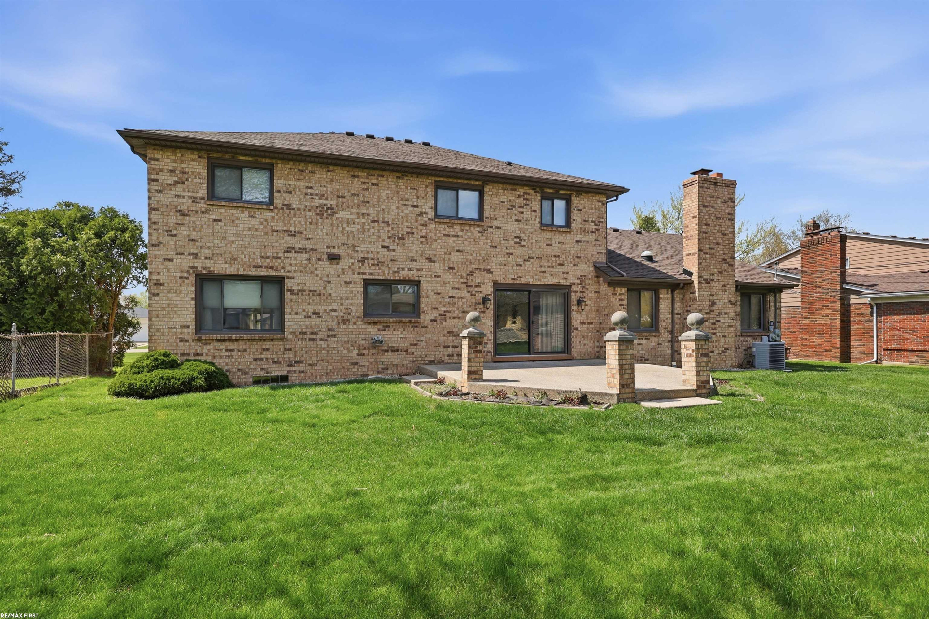 38300 Santa Barbara Street, Clinton, MI 48036 — Photo 48