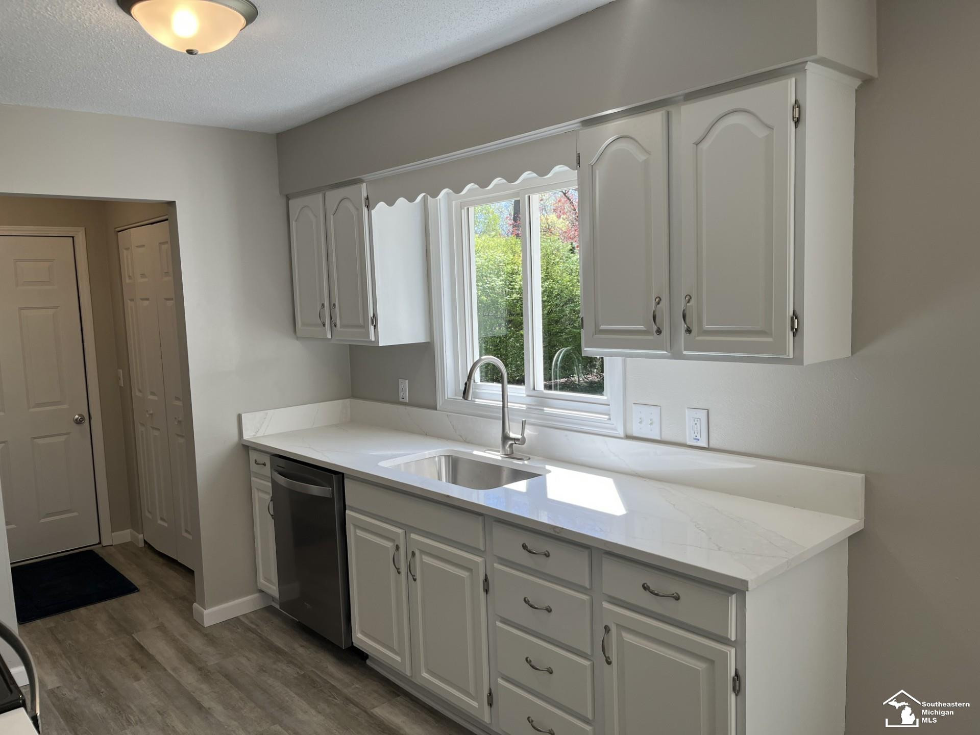 3823 Oldbury Street, Lambertville, MI 48144 — Photo 9