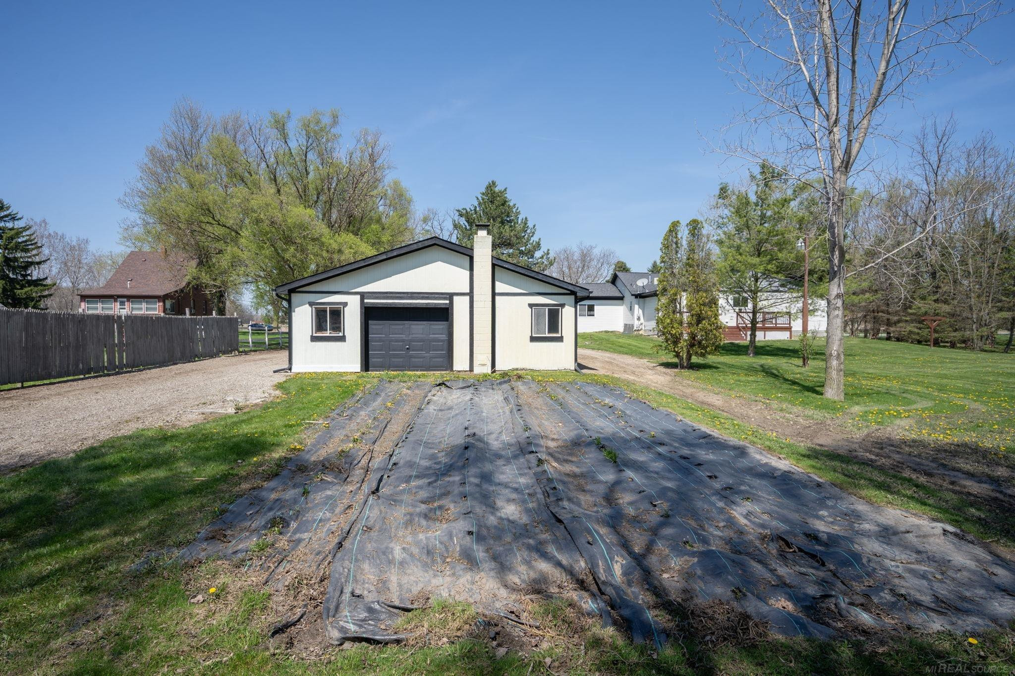 27780 Pratt Road, Richmond, MI 48062 — Photo 10