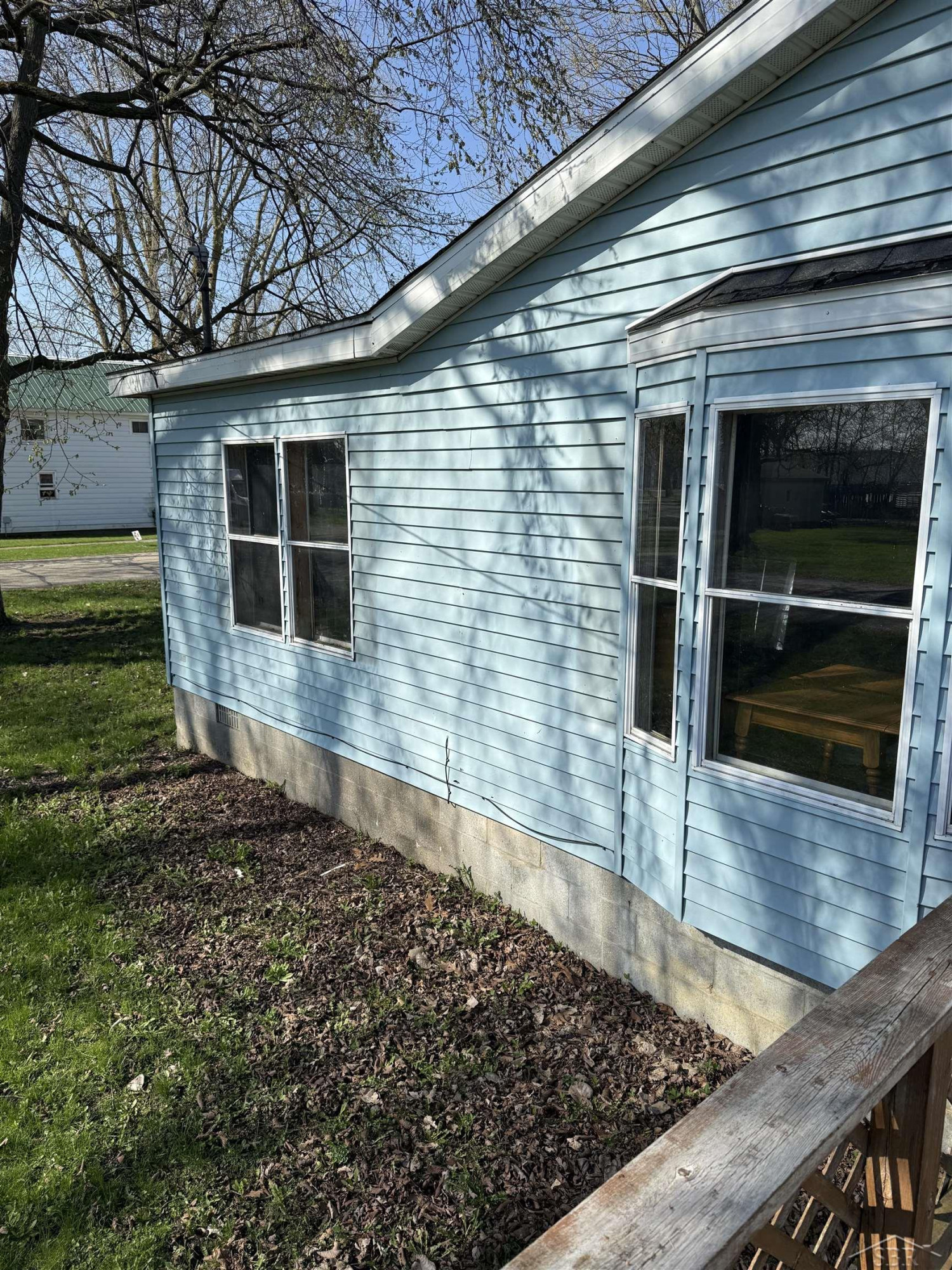 205 N catherine Street, Ithaca, MI 48847 — front exterior