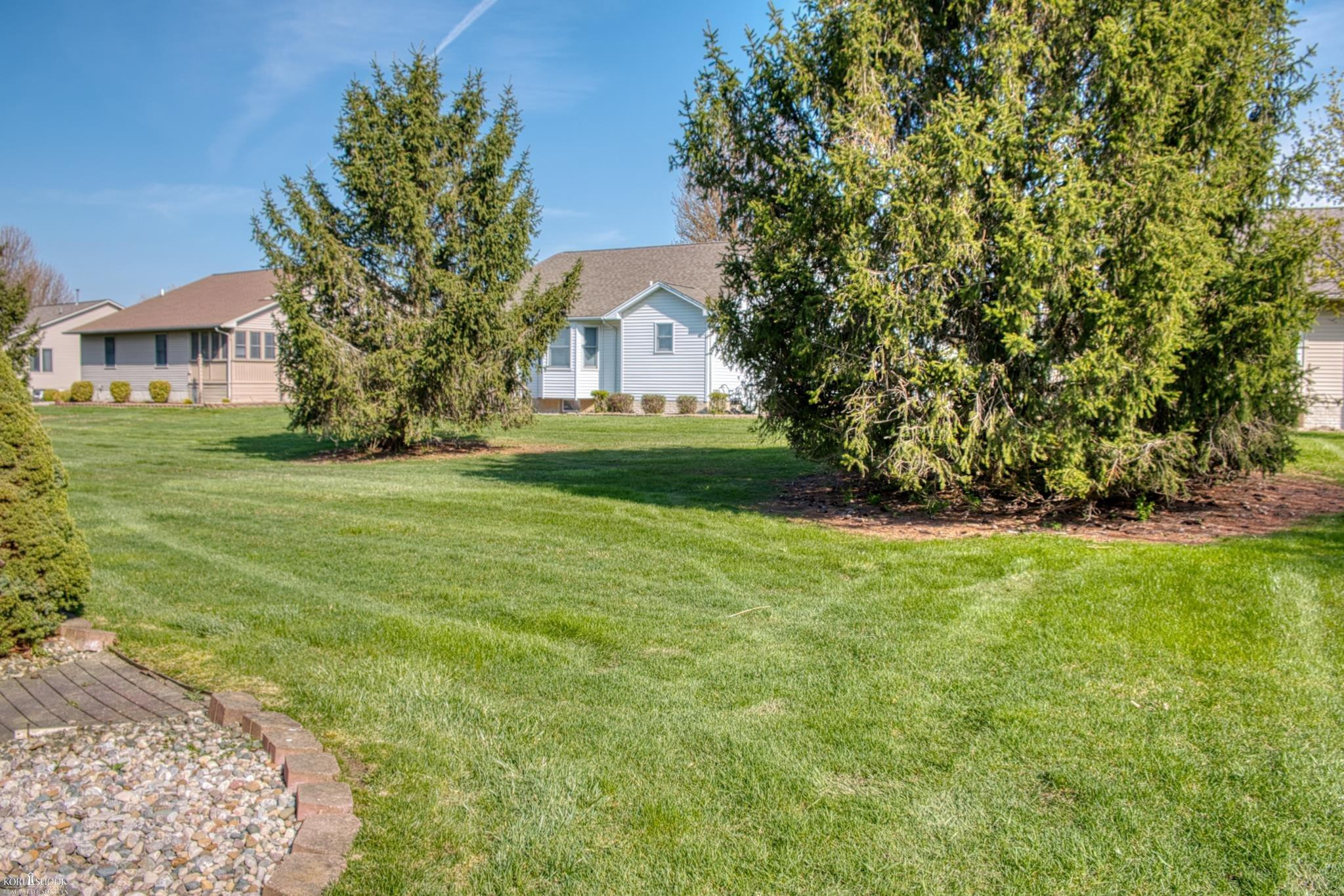 4268 Springbrook Drive, Swartz Creek, MI 48473 — Photo 31