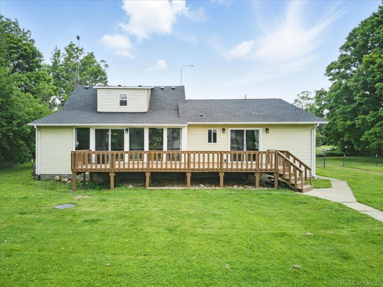 13485 S Block Road, Birch Run, MI 48415 — Photo 36