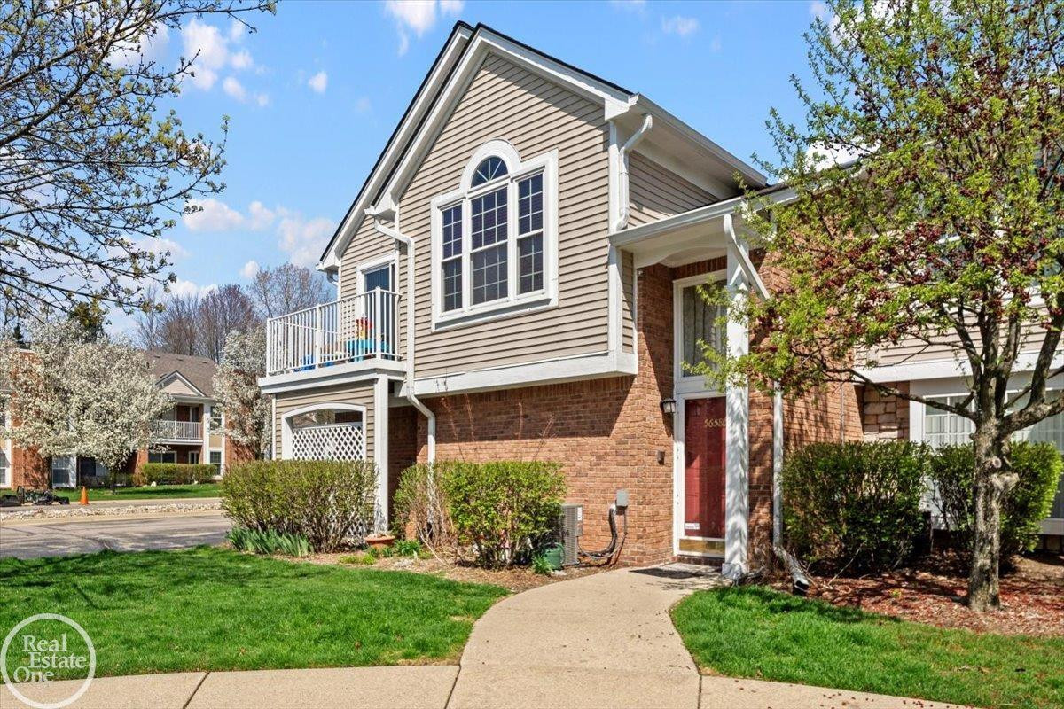 56588 Scotland Boulevard, Shelby Twp, MI 48316 — Photo 2