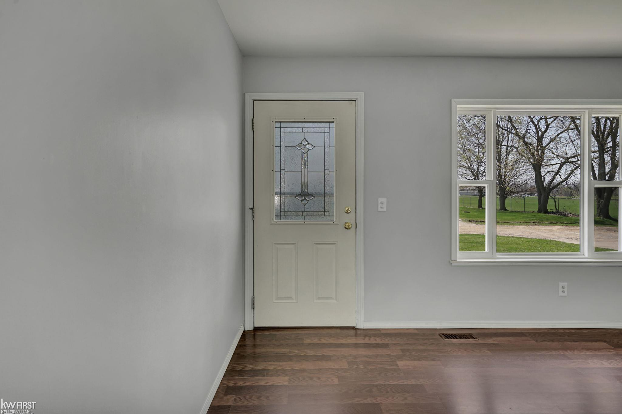 1201 Thelma Street, Mount Morris, MI 48458 — Photo 2