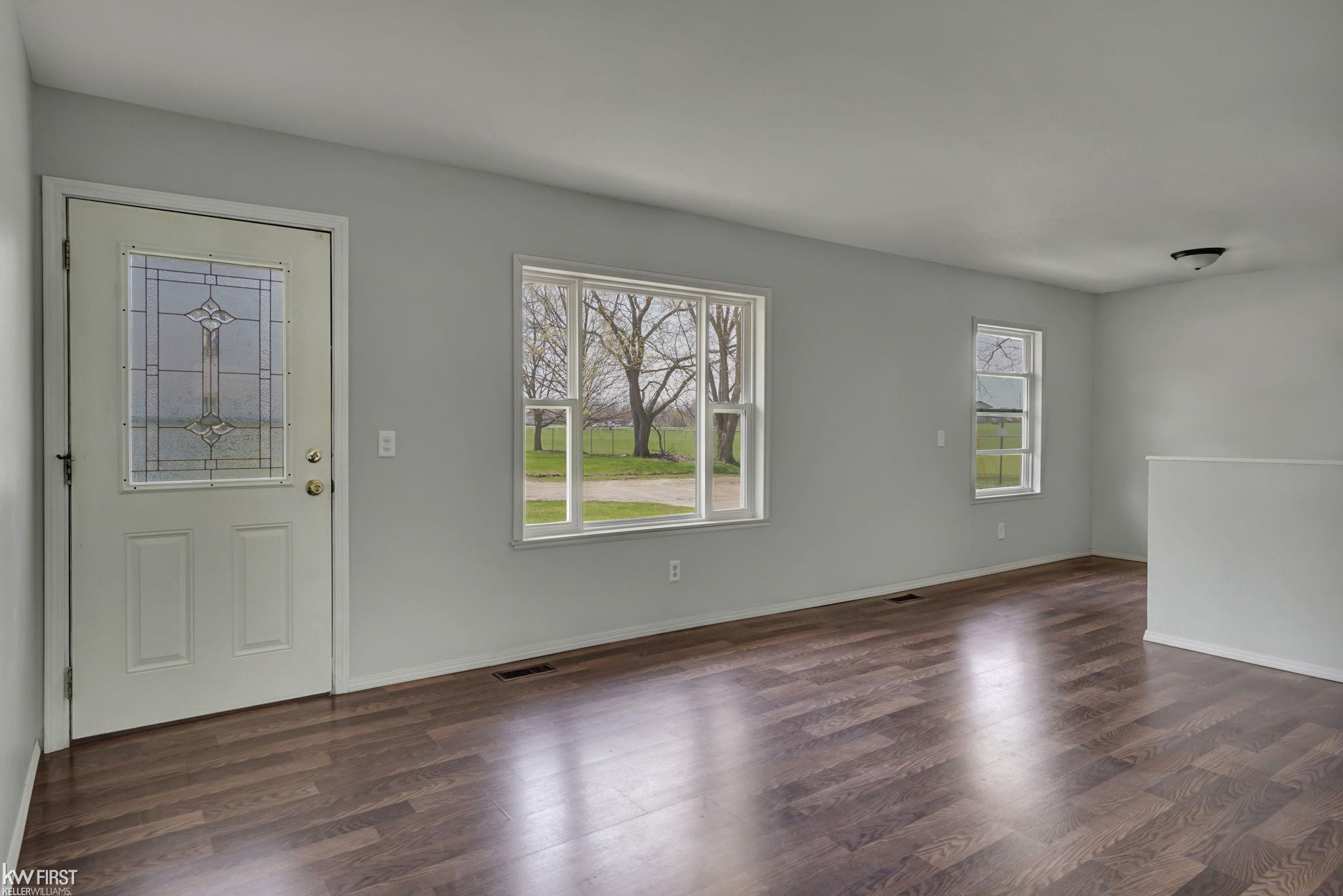 1201 Thelma Street, Mount Morris, MI 48458 — Photo 3