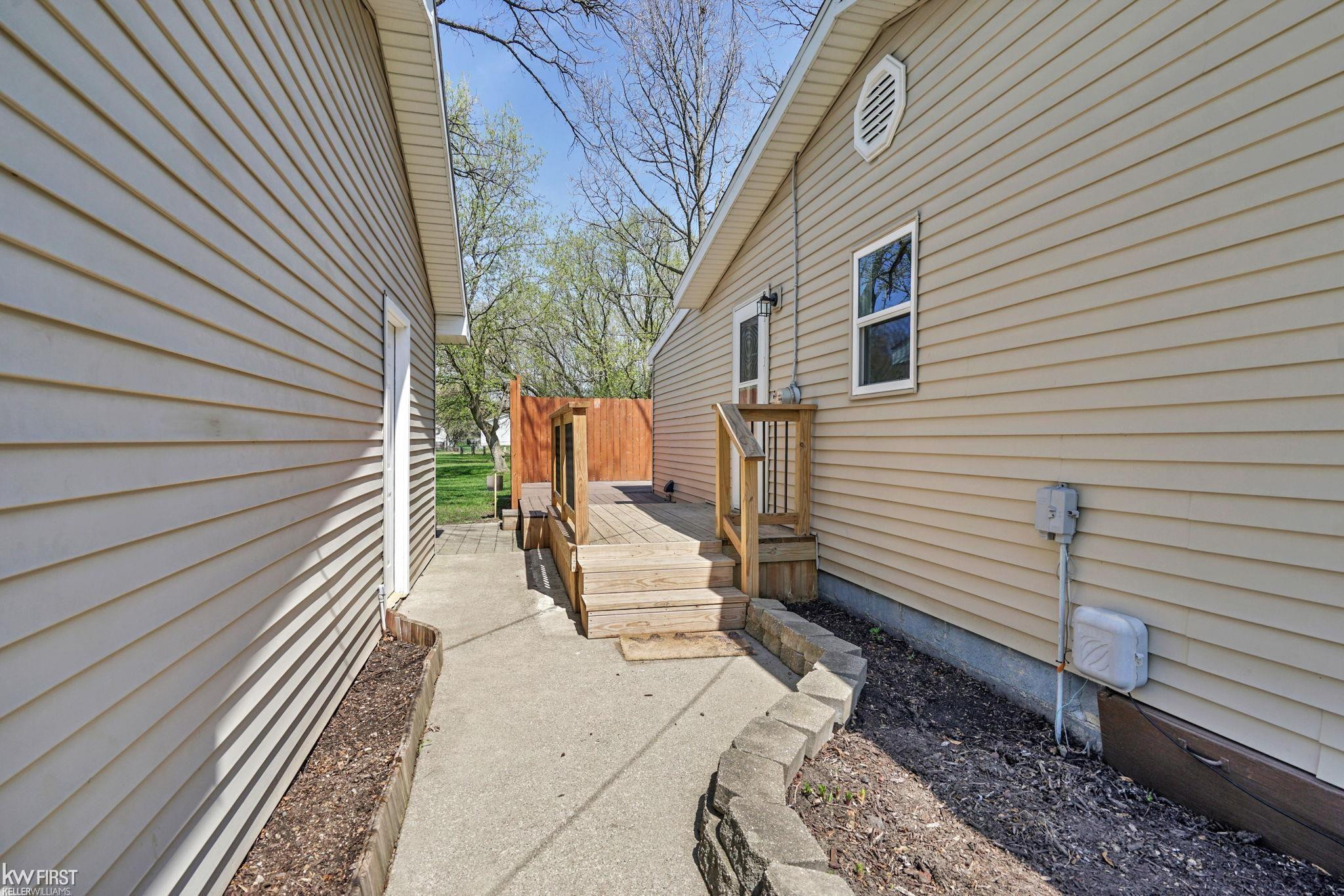 1201 Thelma Street, Mount Morris, MI 48458 — Photo 21