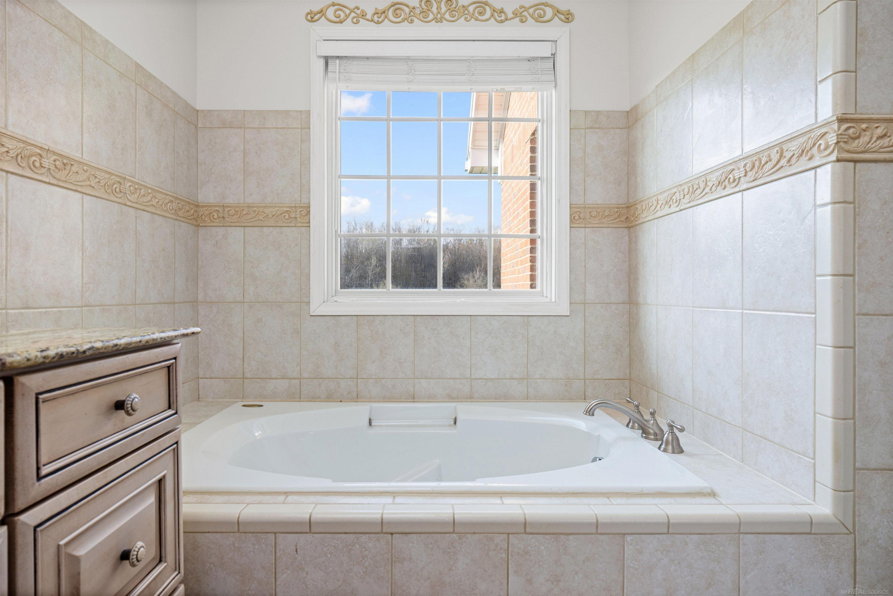 13148 Hunt Road, MI — Photo 34