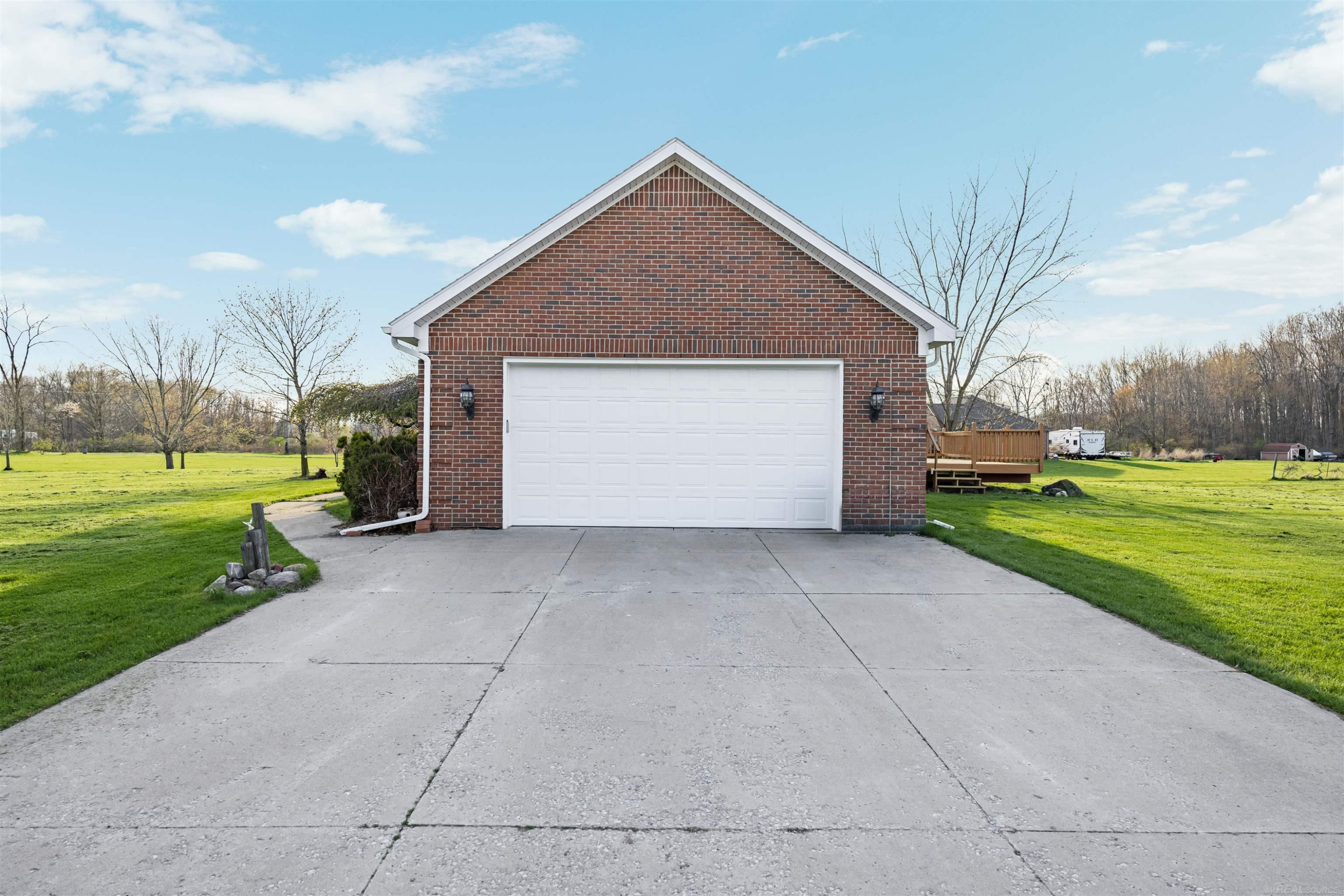 13148 Hunt Road, MI — Photo 63