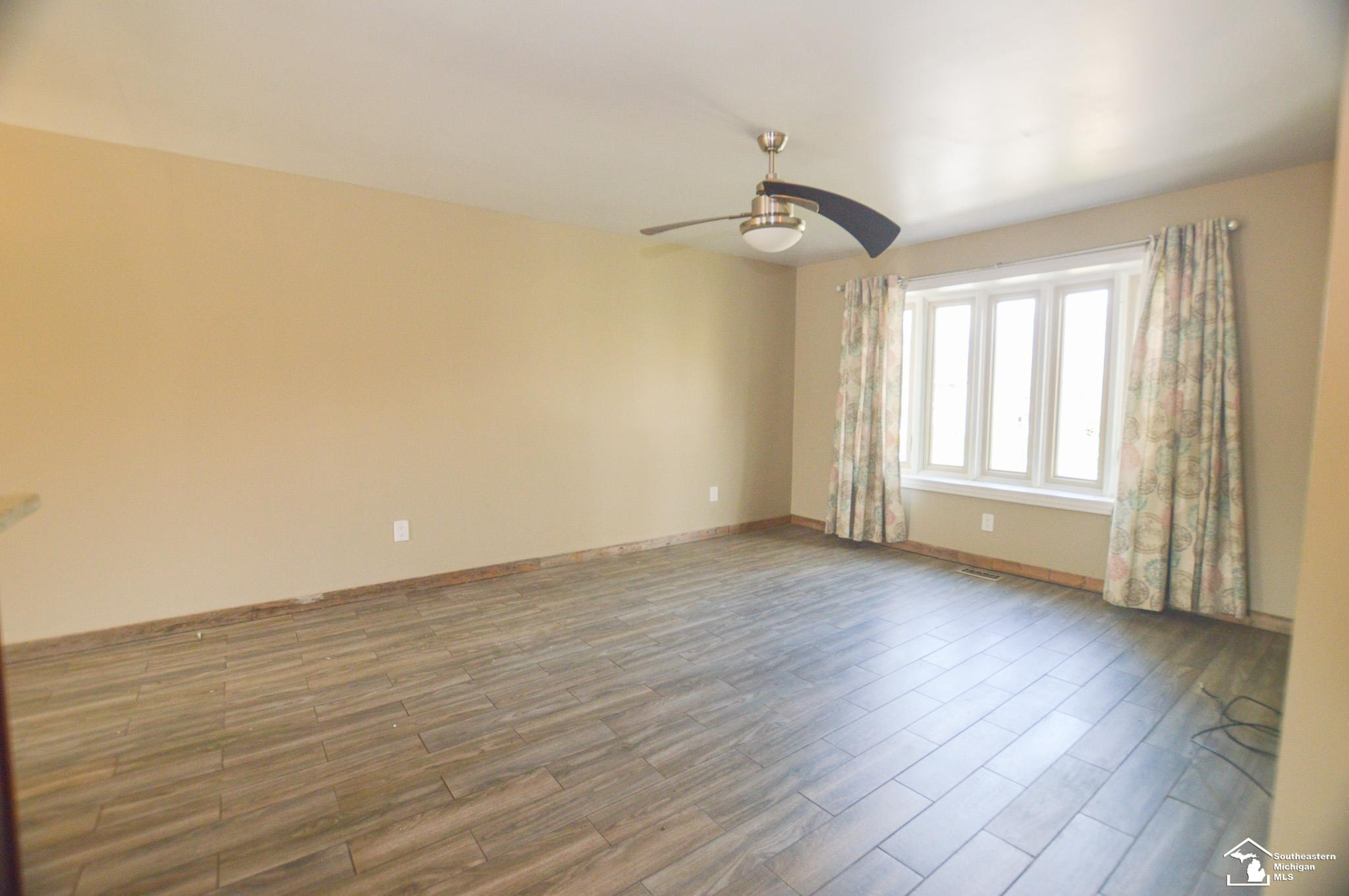 8675 Lillian Drive, Newport, MI 48166 — Photo 7