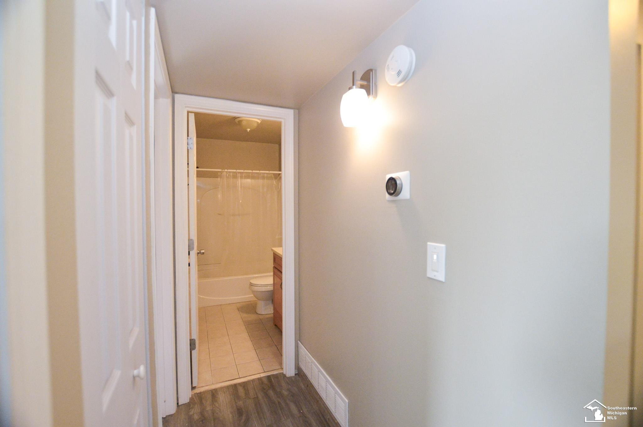 8675 Lillian Drive, Newport, MI 48166 — Photo 9