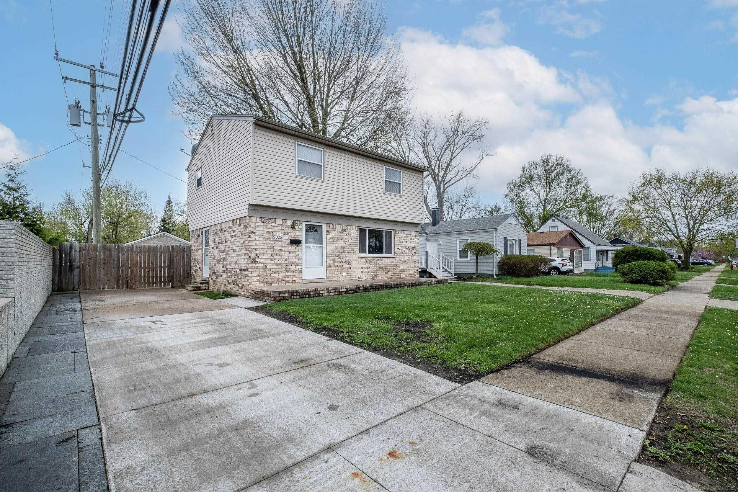 27025 Alger Street, Madison Heights, MI 48071 — Photo 3