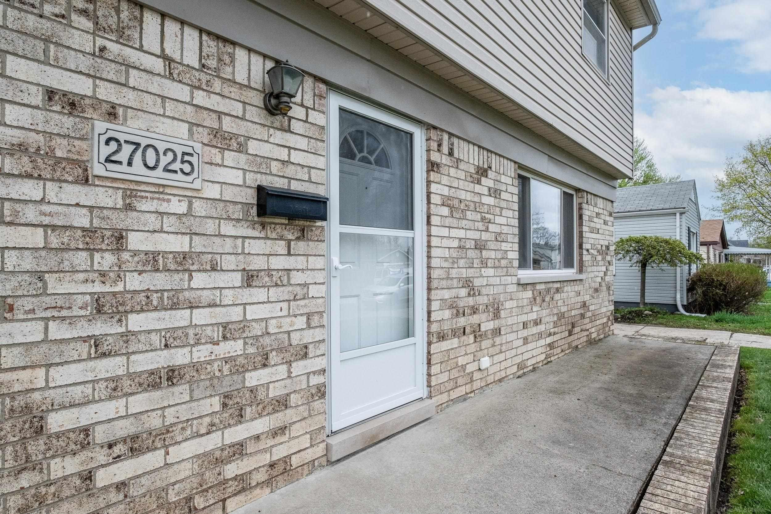 27025 Alger Street, Madison Heights, MI 48071 — Photo 4