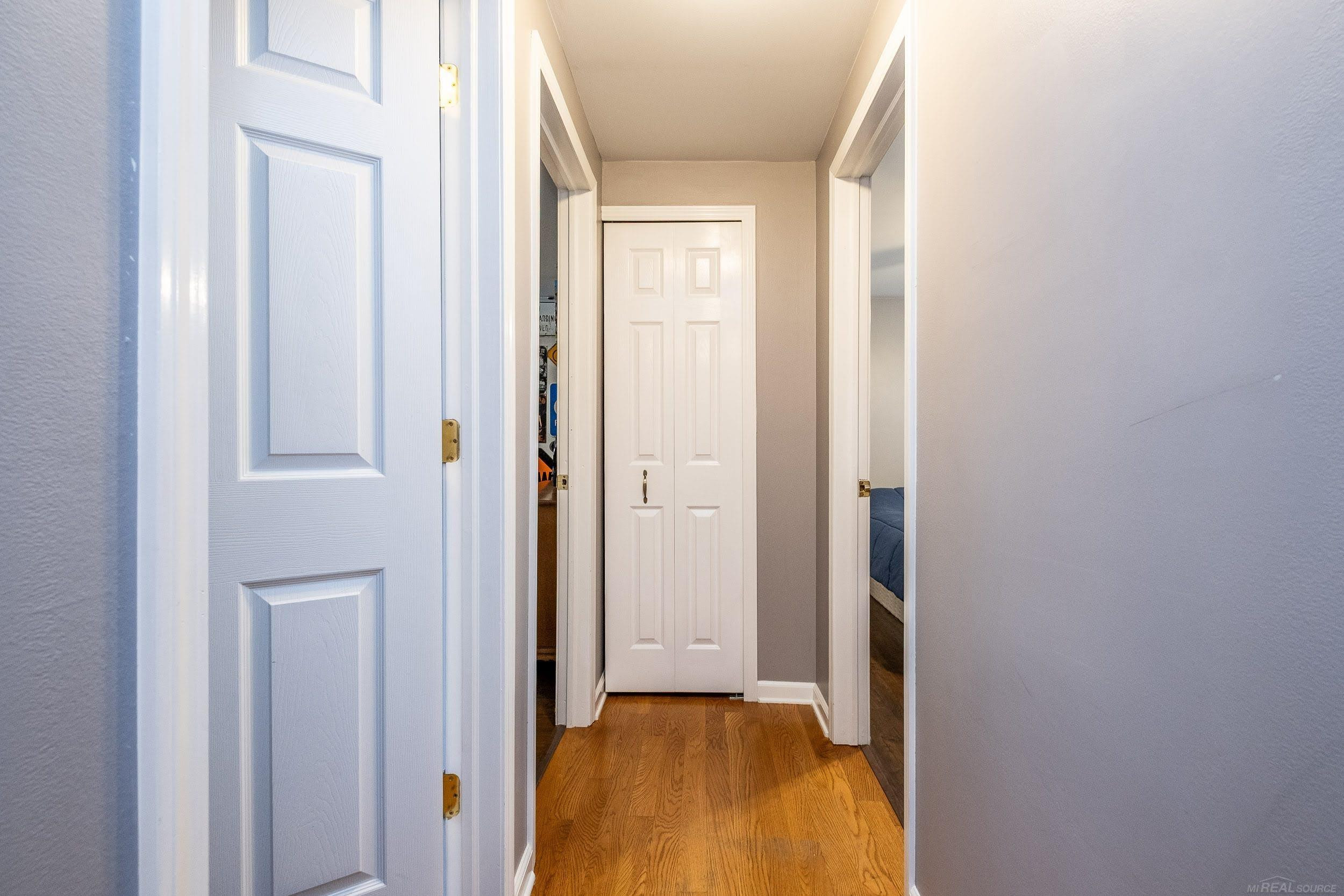 27025 Alger Street, Madison Heights, MI 48071 — Photo 16