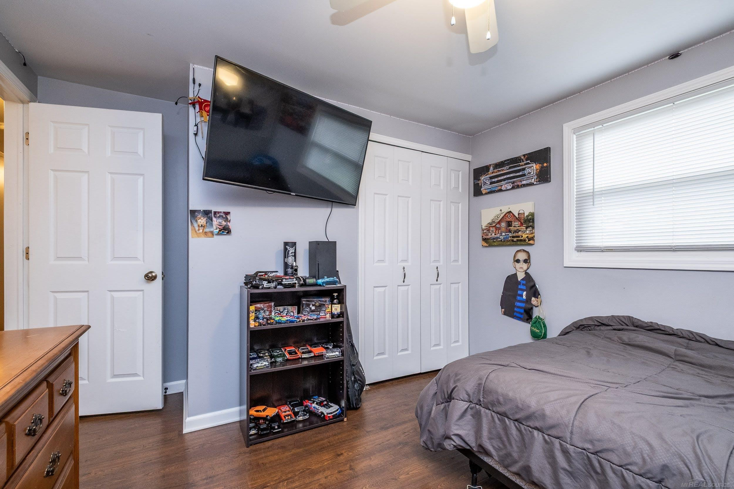 27025 Alger Street, Madison Heights, MI 48071 — Photo 24