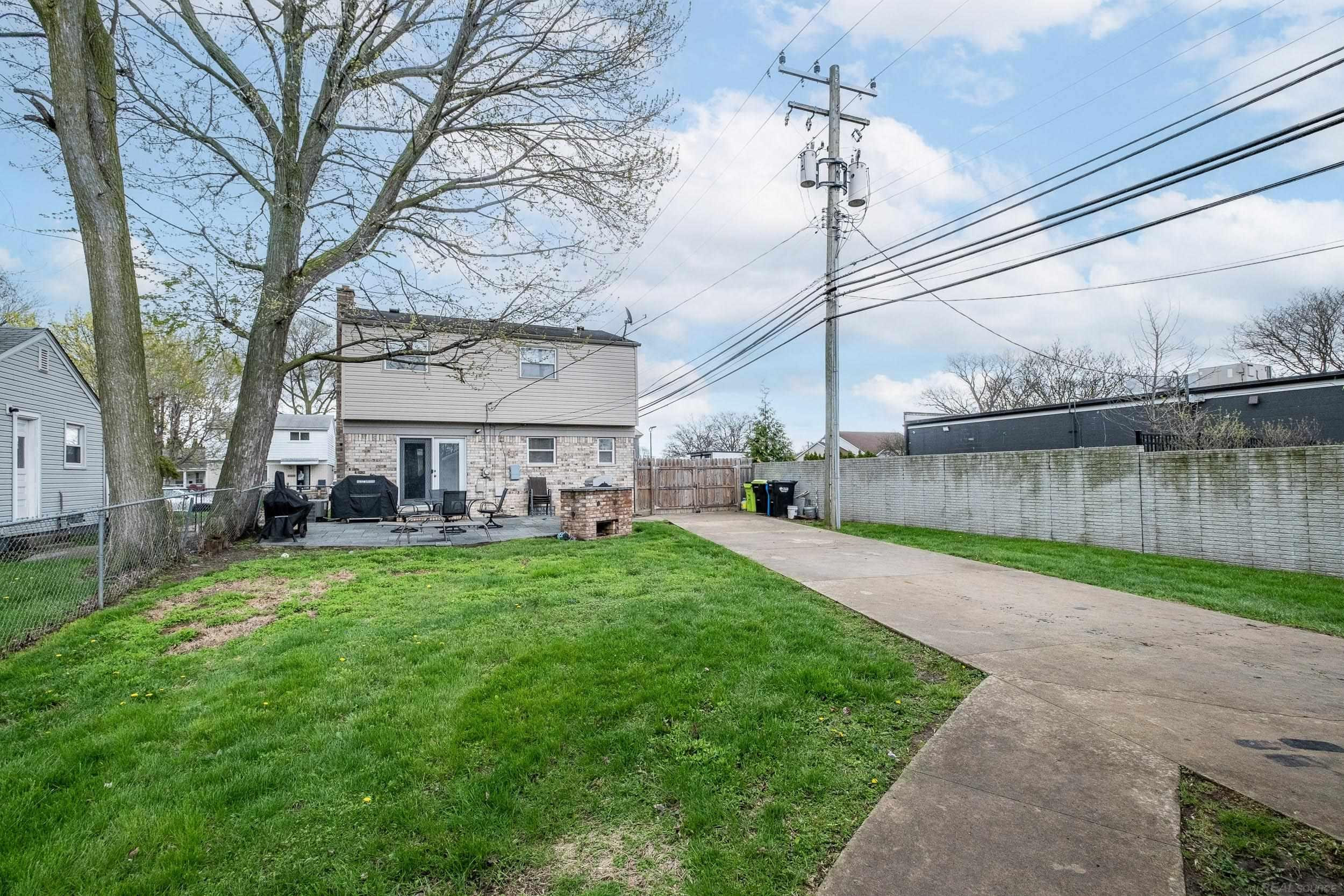 27025 Alger Street, Madison Heights, MI 48071 — Photo 37