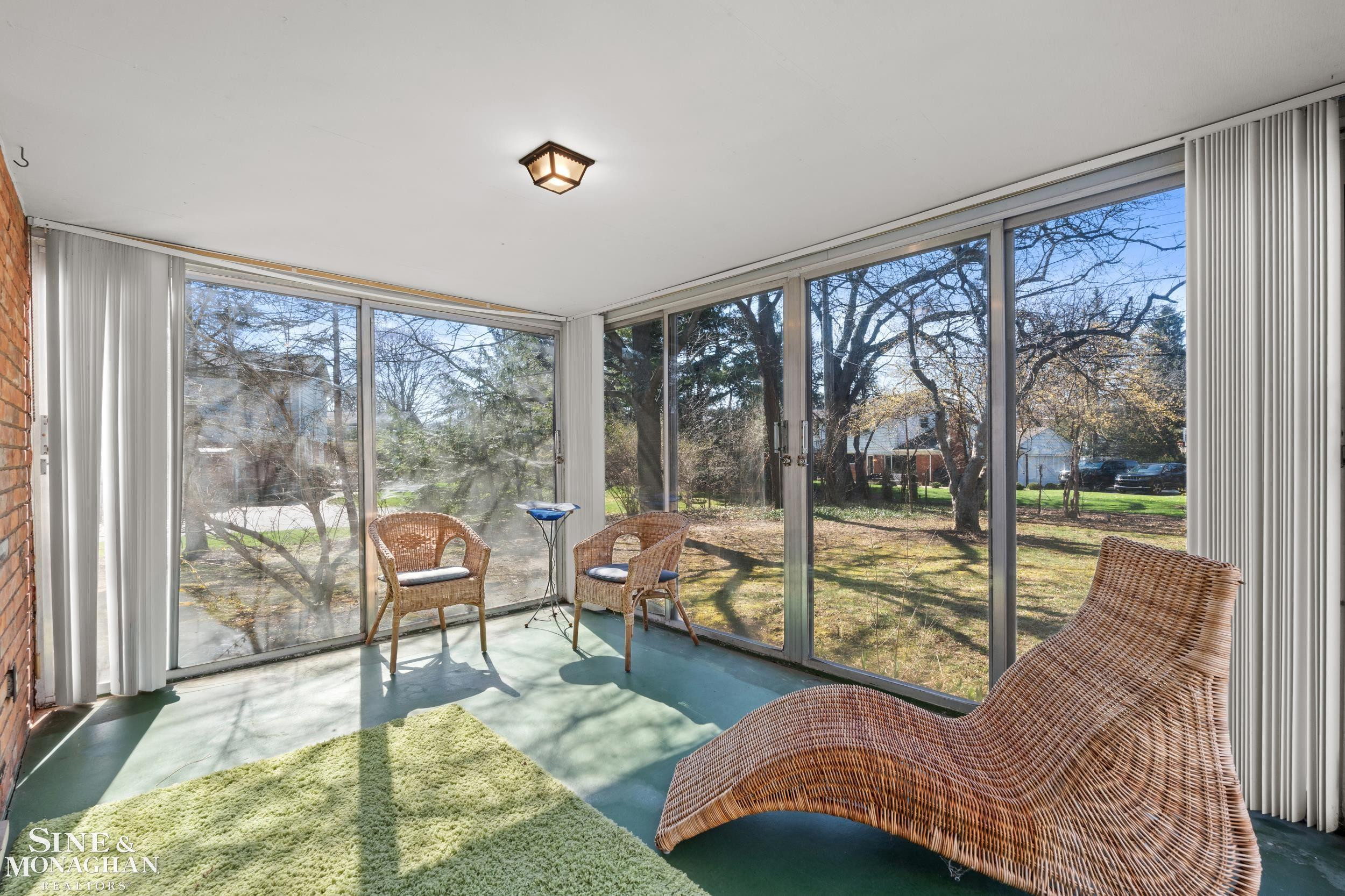 4663 Hedgewood Drive, Bloomfield Hills, MI 48301 — Photo 35