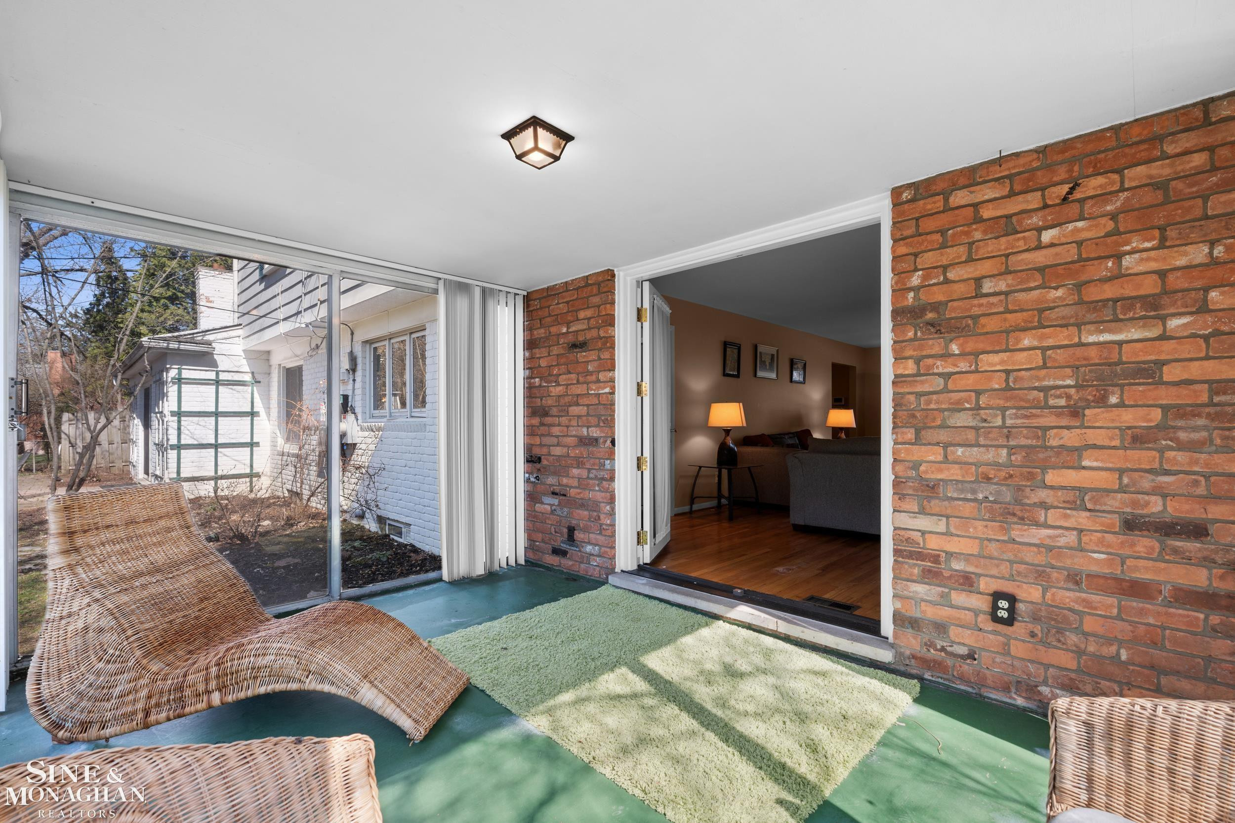 4663 Hedgewood Drive, Bloomfield Hills, MI 48301 — Photo 36