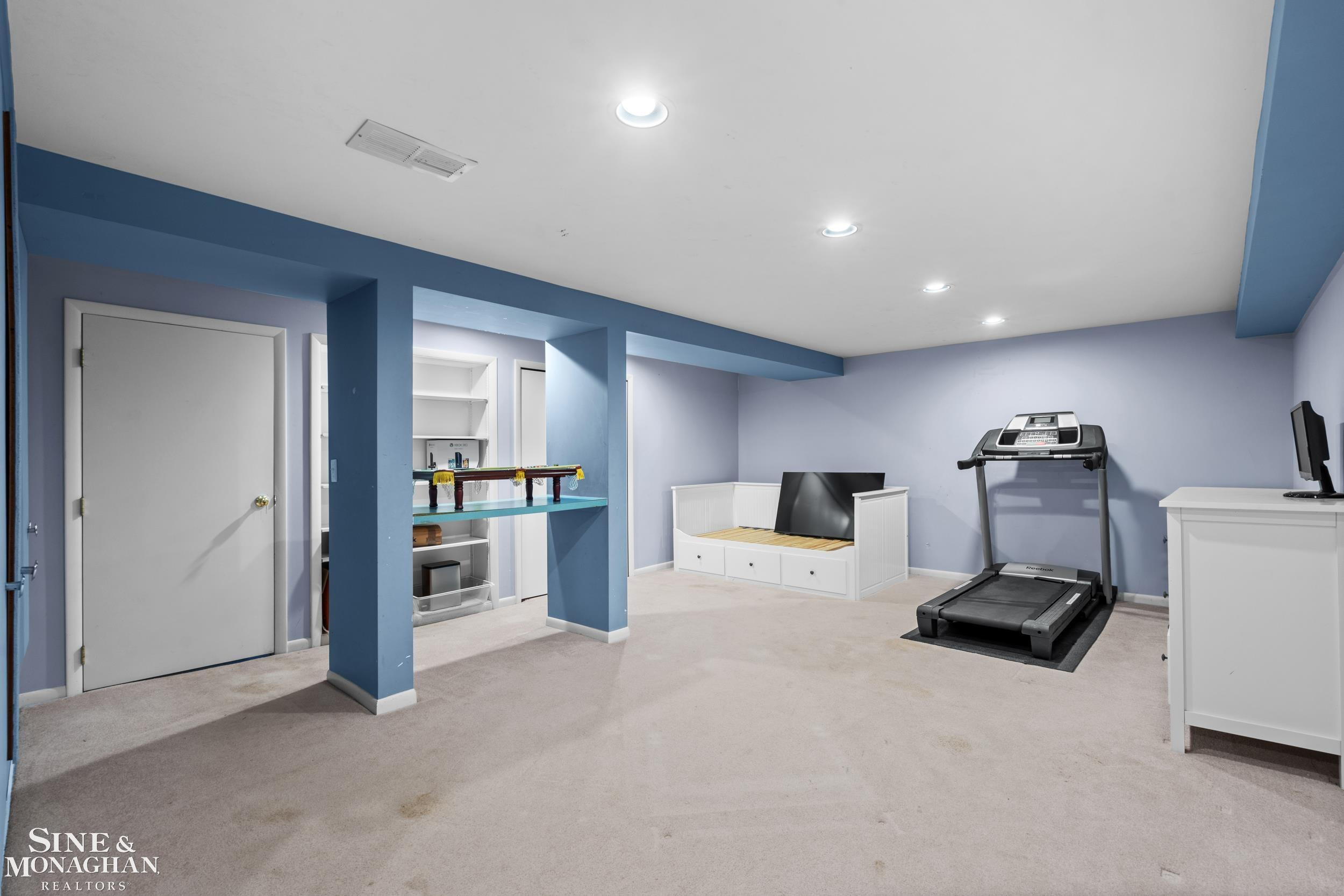 4663 Hedgewood Drive, Bloomfield Hills, MI 48301 — Photo 39