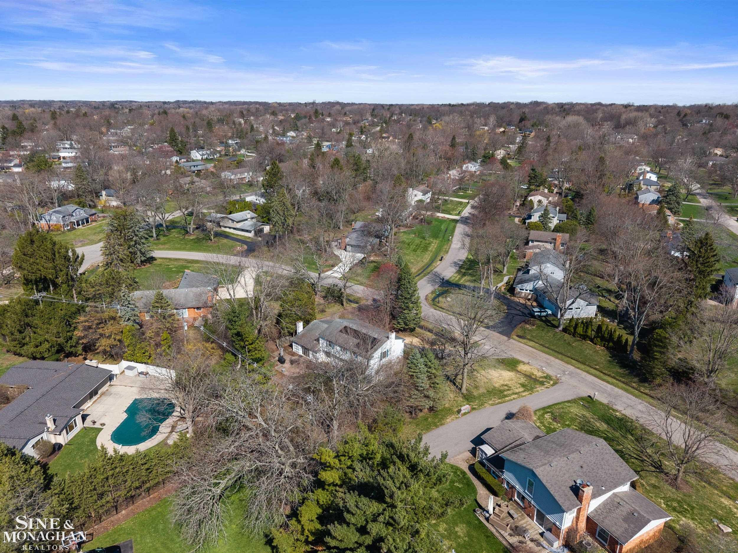 4663 Hedgewood Drive, Bloomfield Hills, MI 48301 — Photo 52