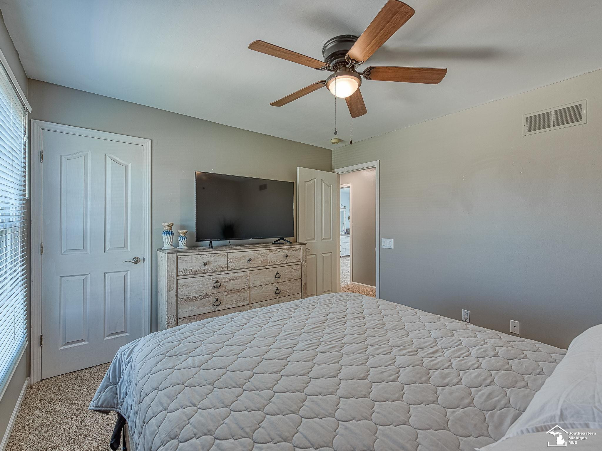 849 Regents Park, Monroe, MI 48161 — Photo 31