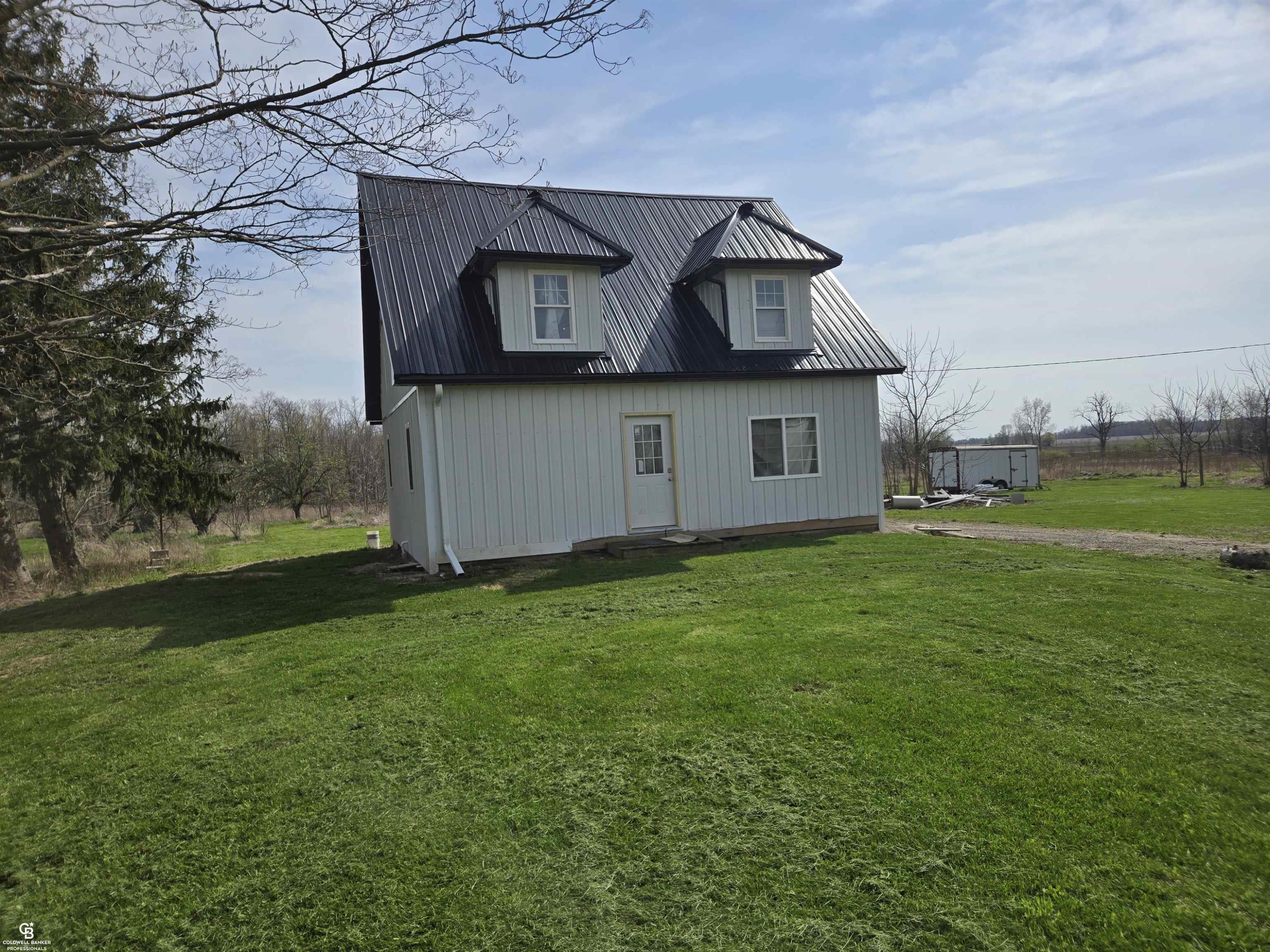 16433 Dudley Road, MI 48416 — Photo 2
