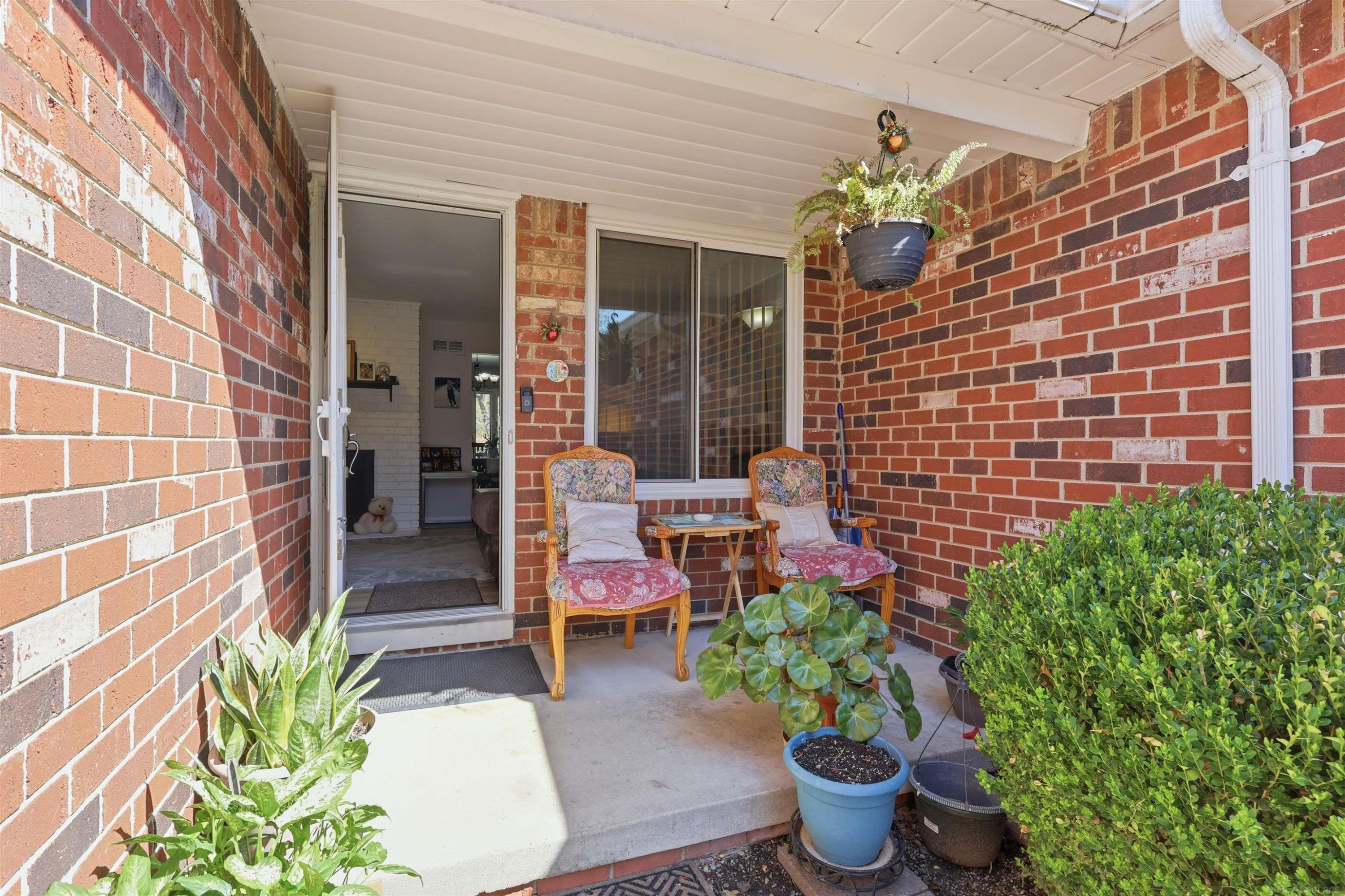42211 Toddmark Ln Lane, Clinton Twp, MI 48038 — Photo 3