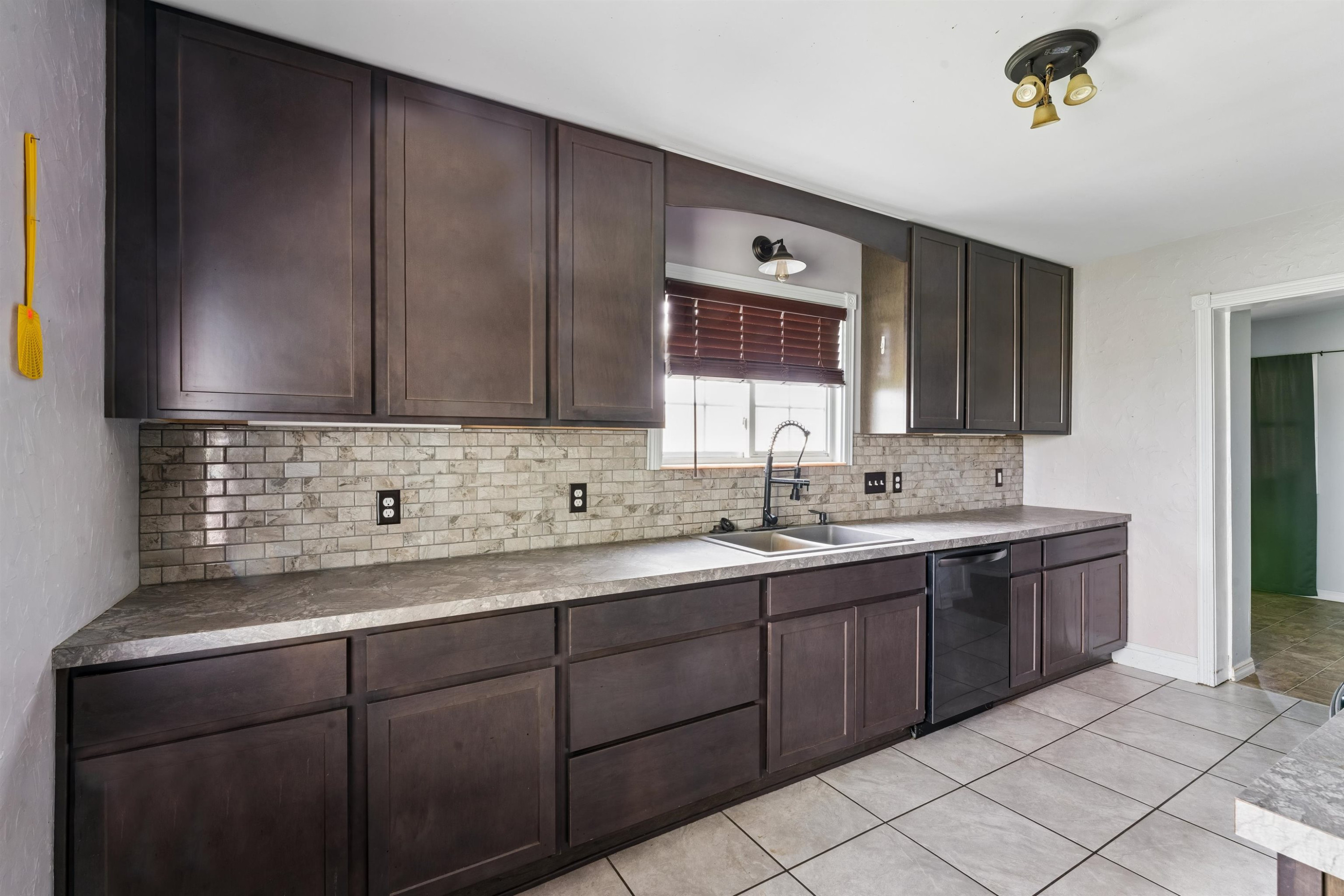 14274 W Gary Road, Chesaning, MI 48616 — Photo 6