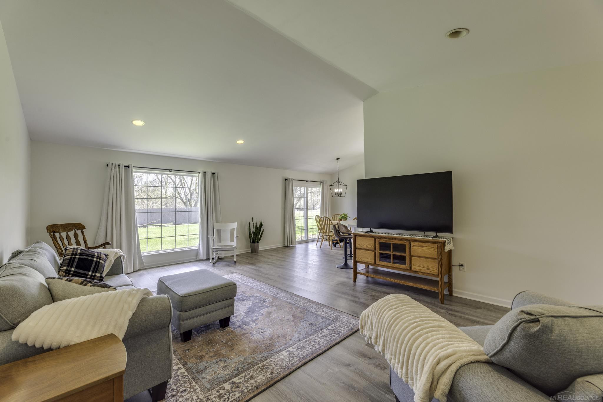 25 Rella Rae Street, Marysville, MI 48040 — Photo 5