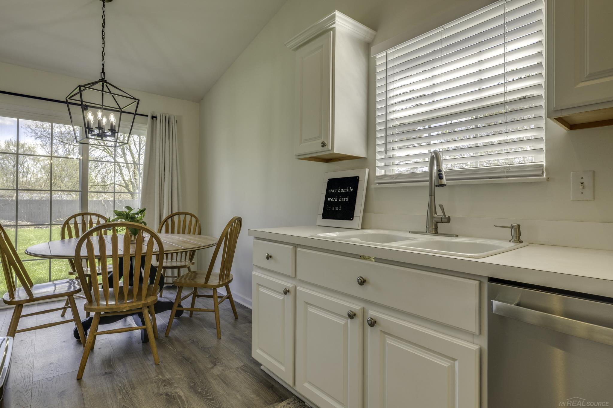 25 Rella Rae Street, Marysville, MI 48040 — Photo 11