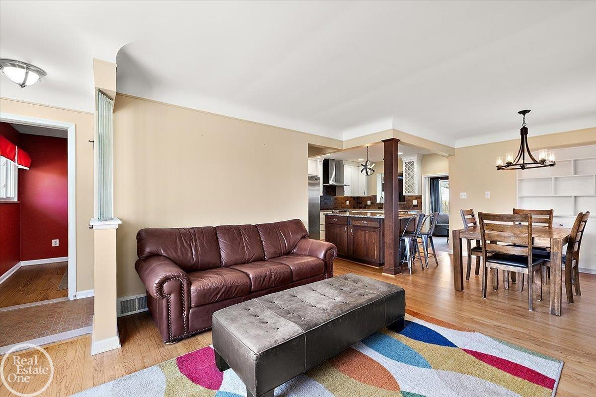 21720 Chalon Street, Saint Clair Shores, MI 48080 — Photo 15