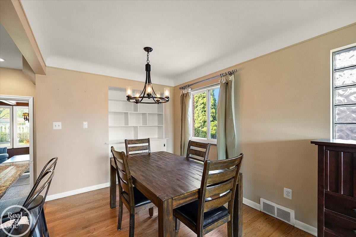 21720 Chalon Street, Saint Clair Shores, MI 48080 — Photo 21