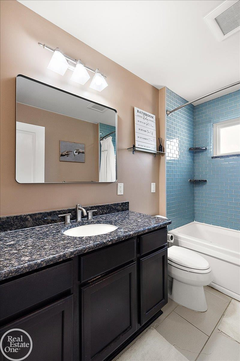 21720 Chalon Street, Saint Clair Shores, MI 48080 — Photo 41